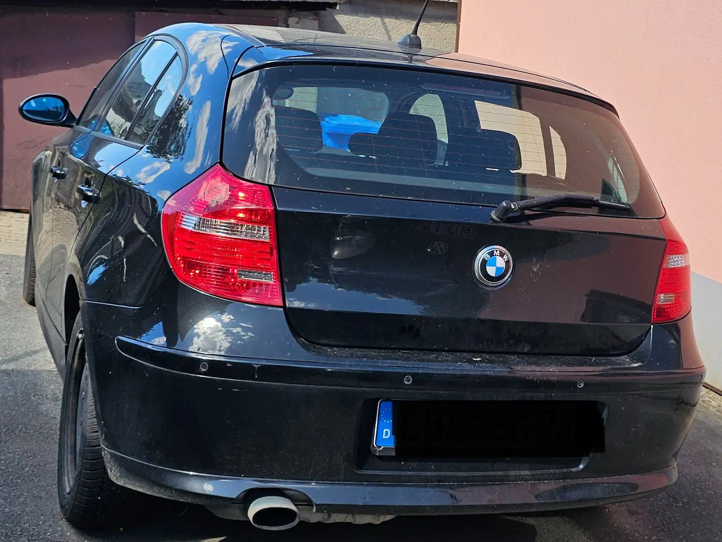 BMW 116 1er (5-Türer) 116i Schwarz - 2