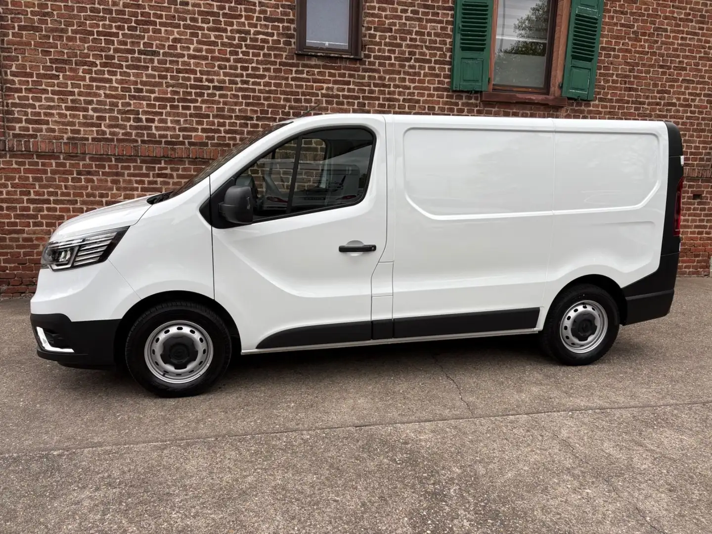 Renault Trafic Kasten Komfort AHK Kamera 110KW Neuzustnd Alb - 2