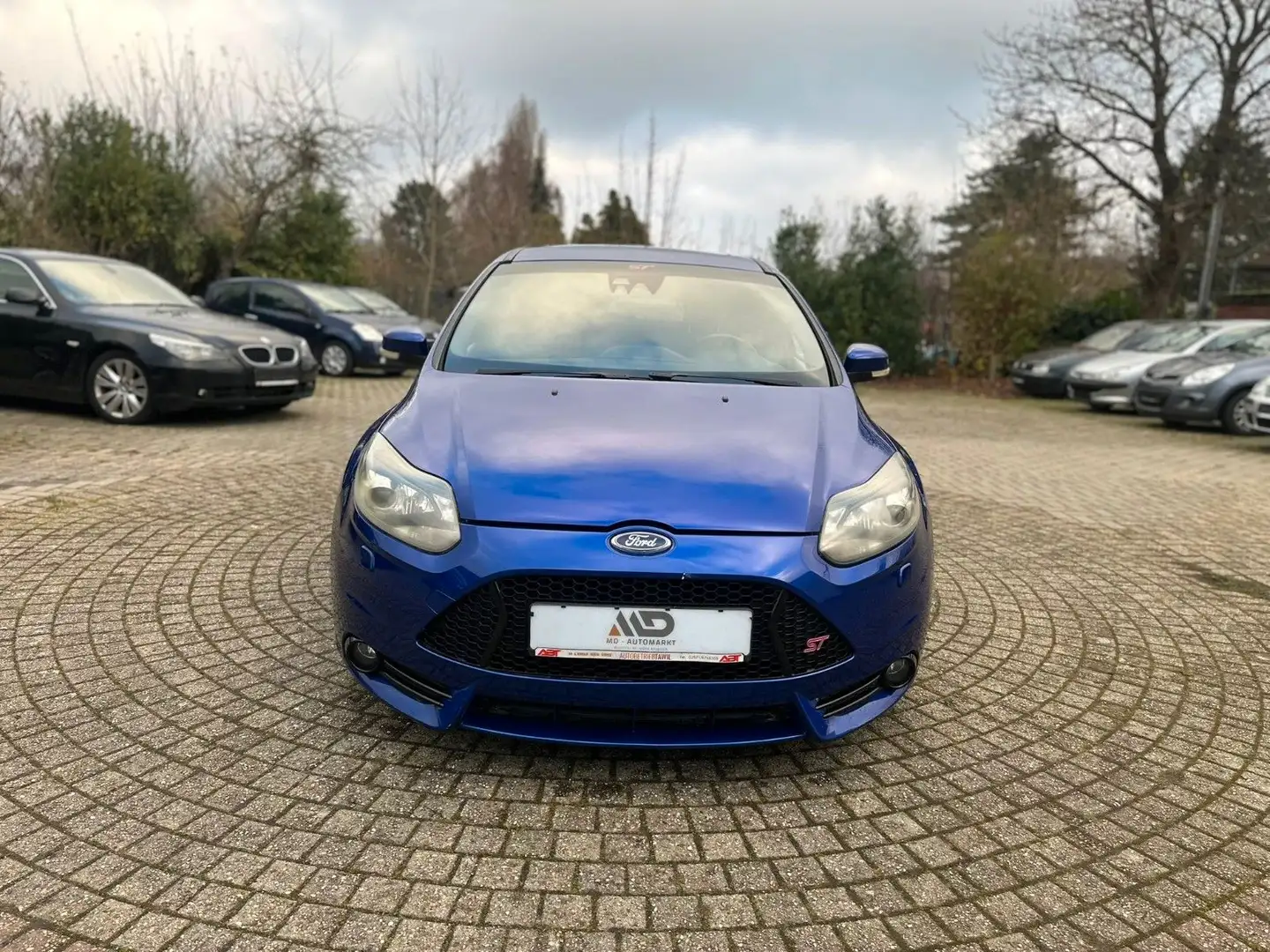Ford Focus 2.0ST, 250PS, TÜV Neu, Schiebedach,Xenon - 1