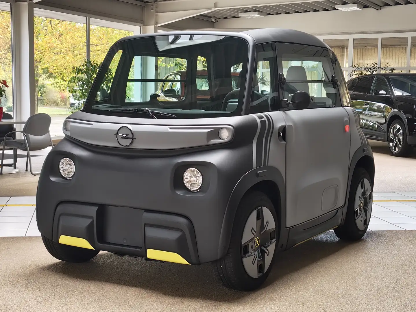 Opel Rocks-e Grey - 1