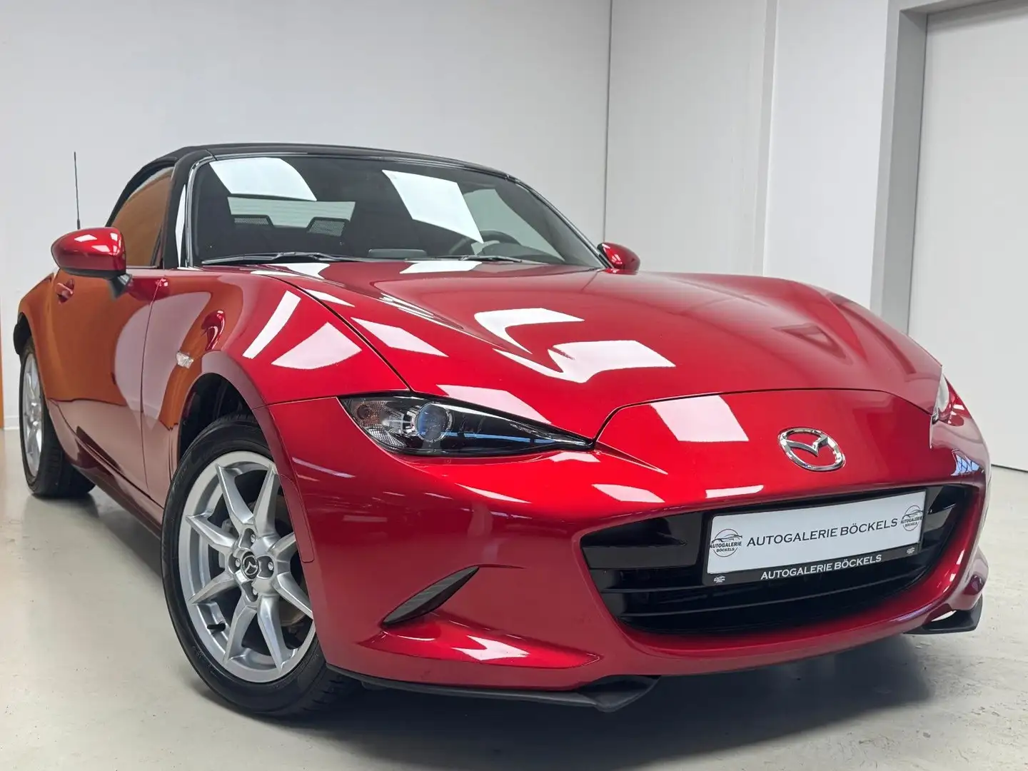 Mazda MX-5 Skyactiv°LED°1.Hd°Unfallfrei°SH°Garantie Rot - 1