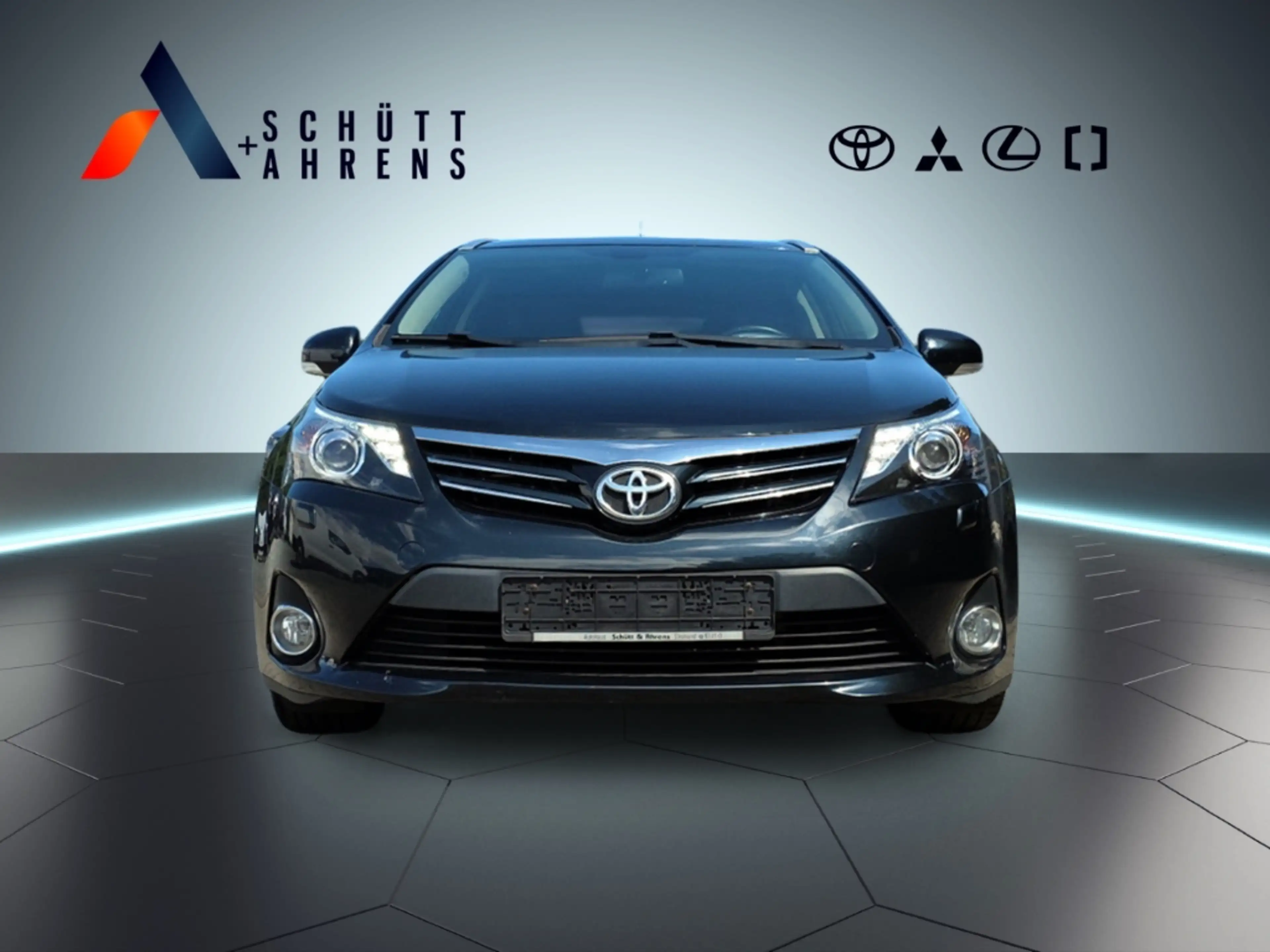 Toyota Avensis Kombi Executive Bi-Xenon Temp SHZ Keyless Bluetoot — photo 12