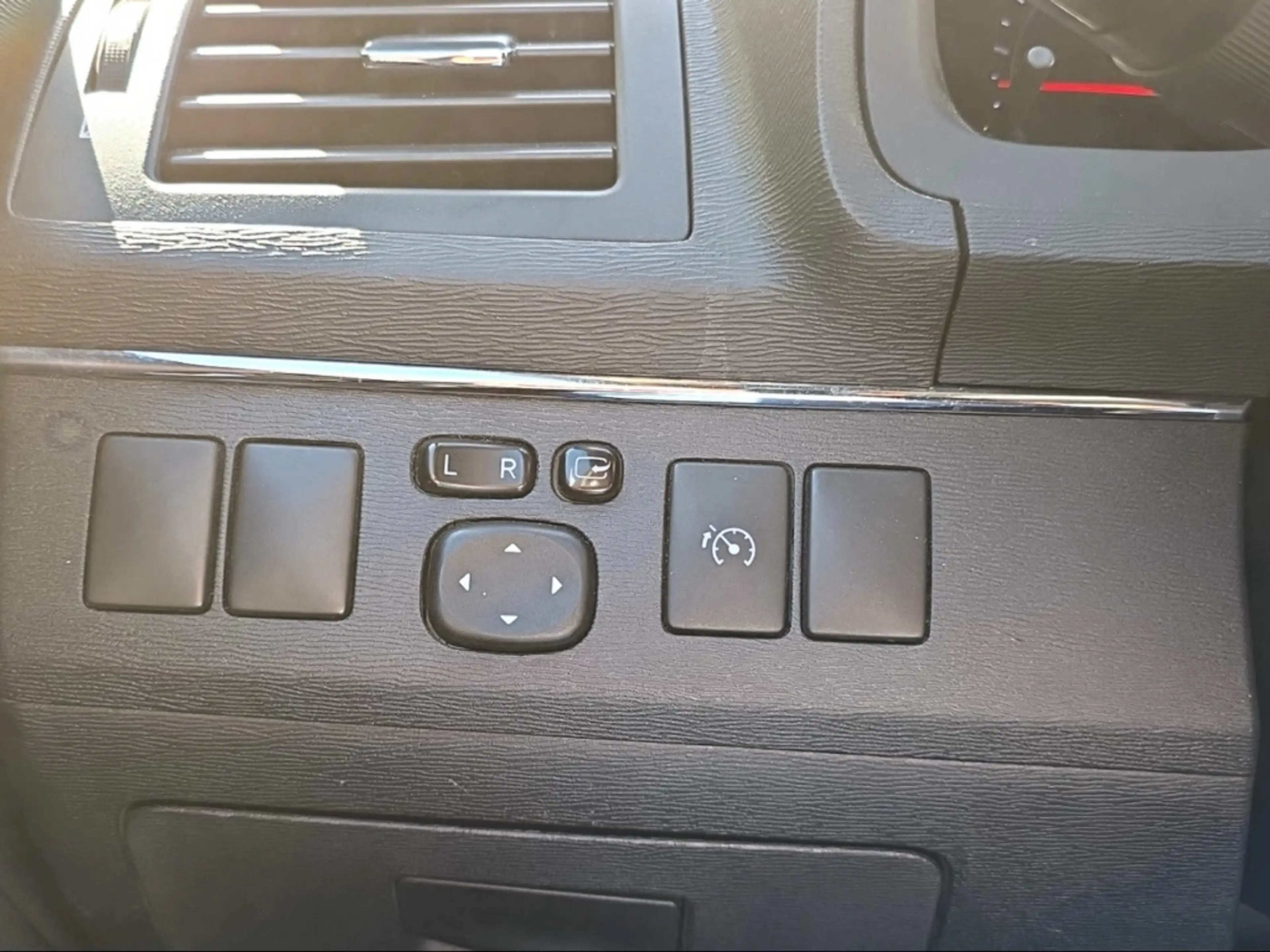 Toyota Avensis Kombi Executive Bi-Xenon Temp SHZ Keyless Bluetoot — photo 15