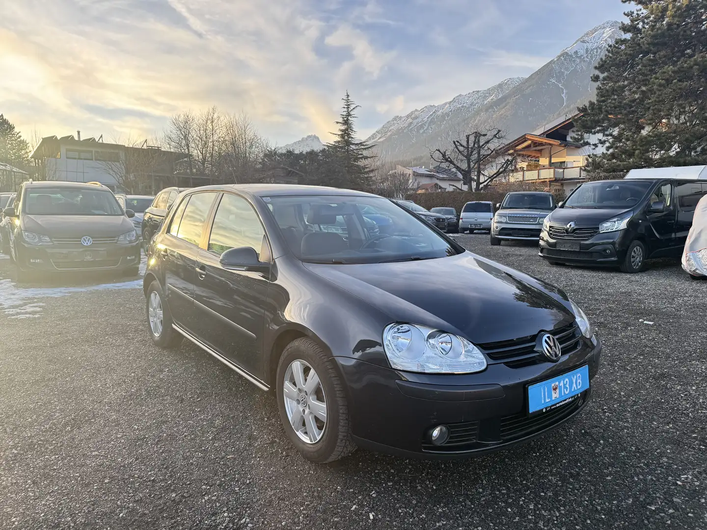 Volkswagen Golf Trendline Grau - 1