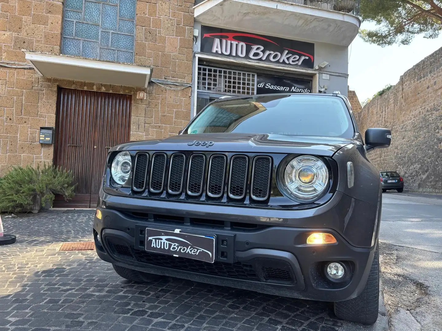 Jeep Renegade TRAILHAWK 4 WD FARI XENON TETTO APRIBILE Grigio - 2