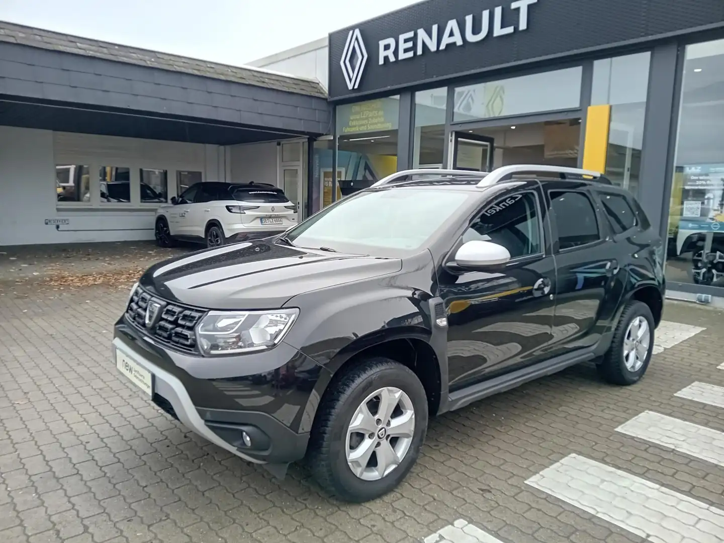 Dacia Duster Sondermodell Urban TCe 130 2WD GJR Noir - 1