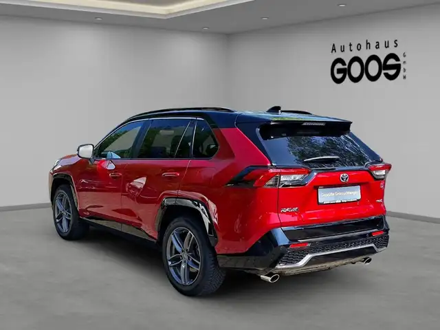 Toyota Rav4 view 3