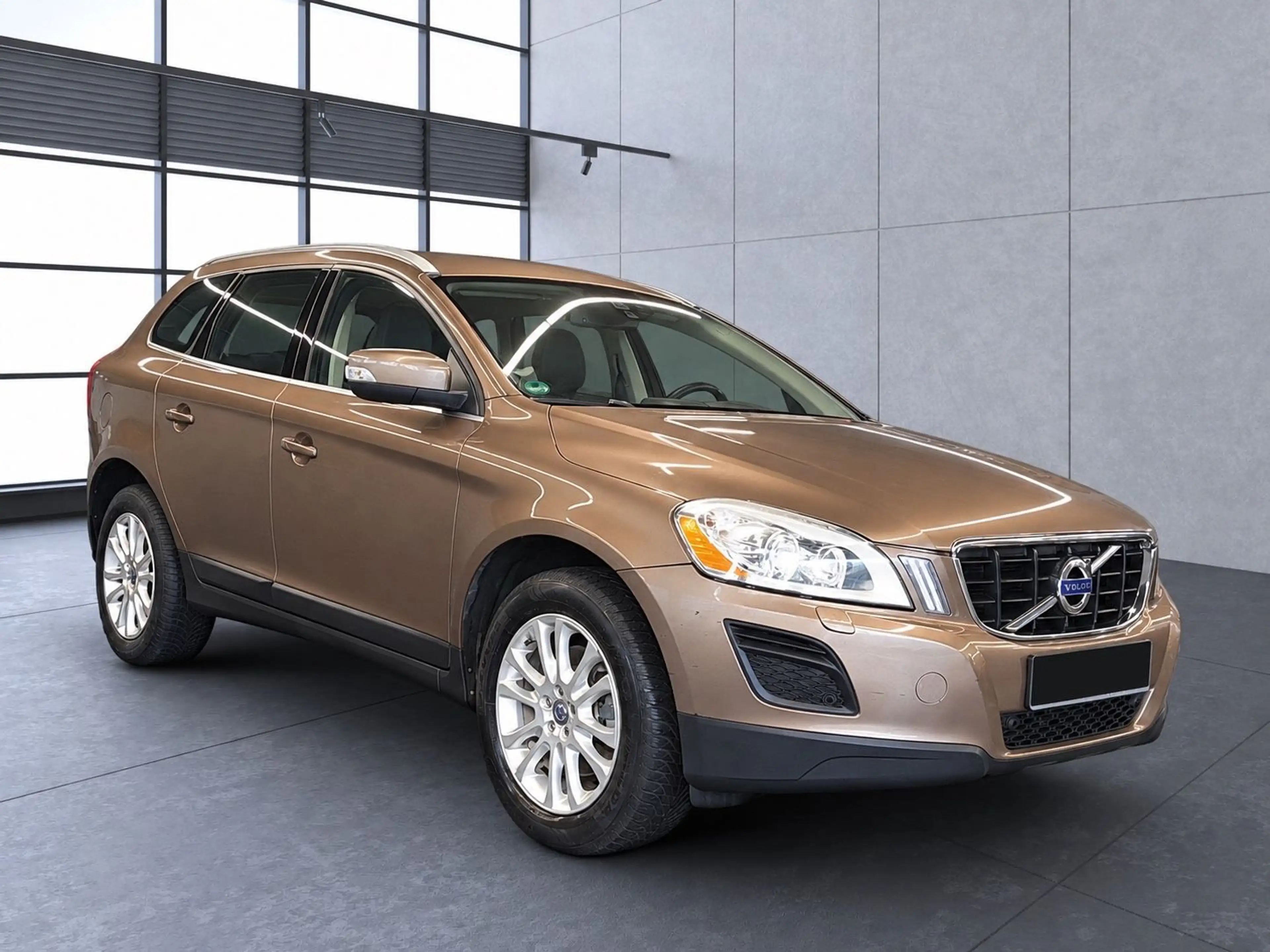 Volvo XC60 D3 Summum 2WD, 1. Hand, Pano, Navi, AHK — photo 4