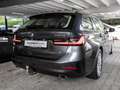 BMW 320 d Touring xDrive PANO AHK LED W-LAN NAVI Grijs - thumbnail 2