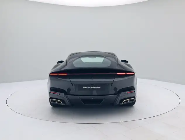 Ferrari 12cilindri view 9