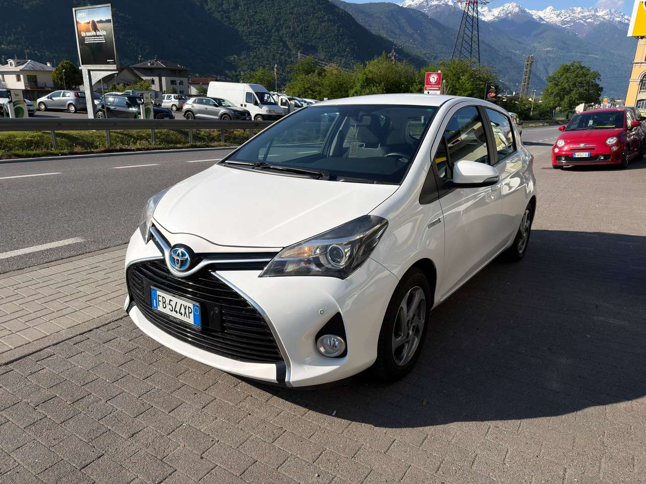 Toyota Yaris Toyota Yaris 2016 5p 1.5cc 75Cv Automatica