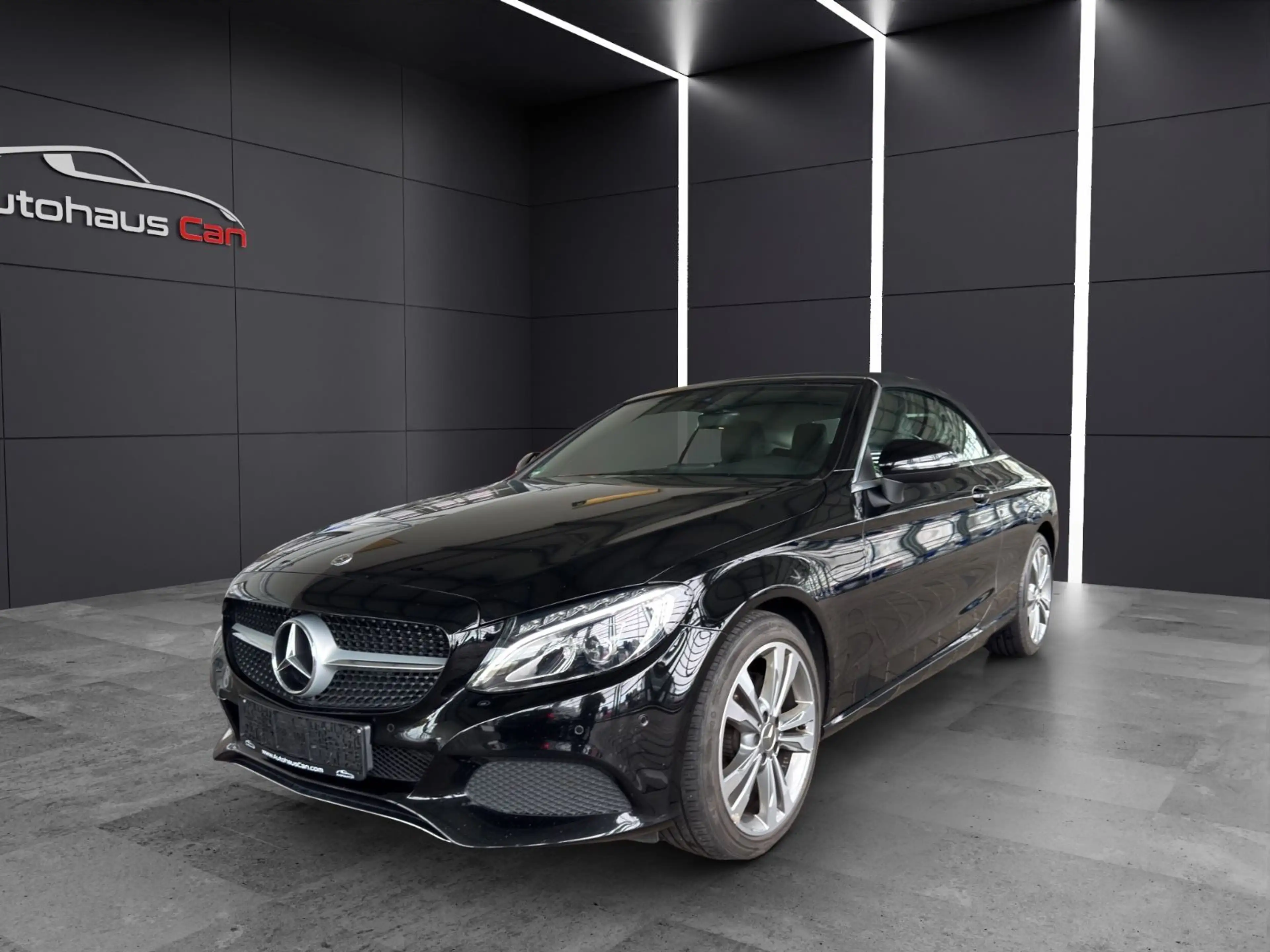 Mercedes-Benz C 200 Cabrio 9G /LEDER/LED/AIRSCARF/18-ALU/