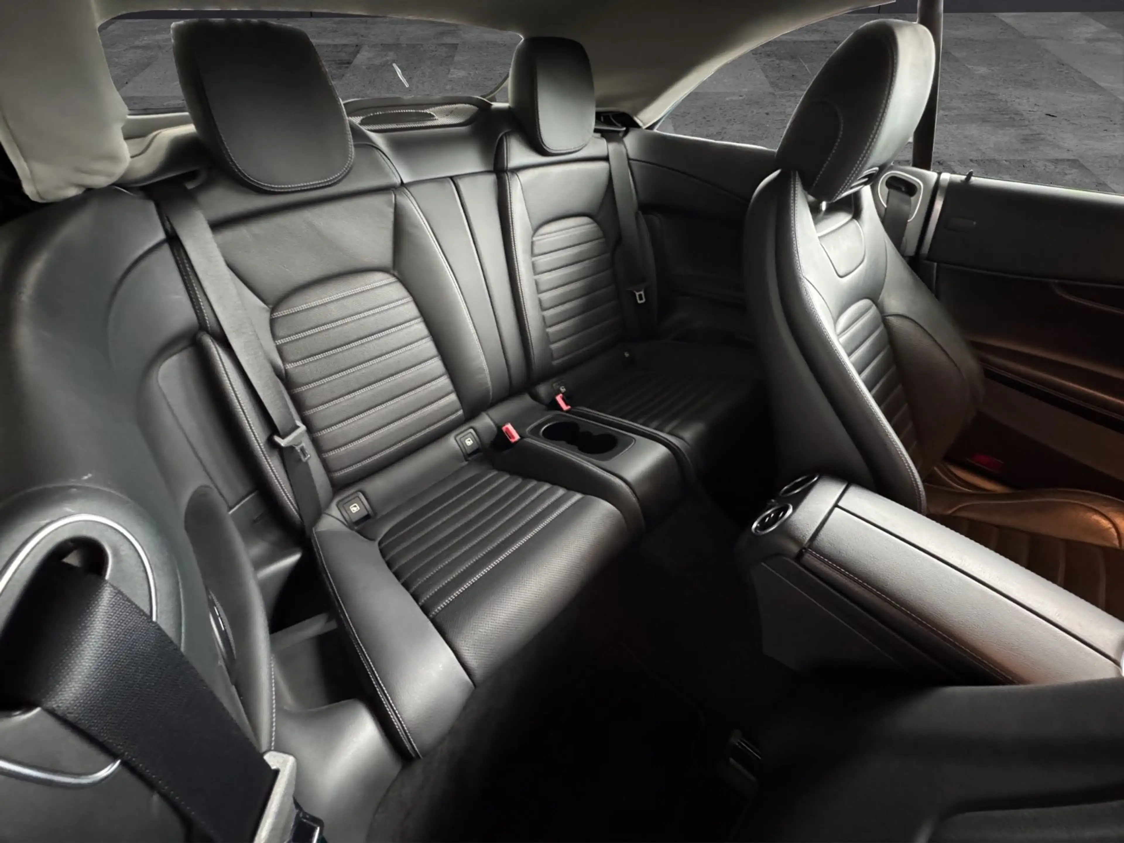 Mercedes-Benz C 200 Cabrio 9G /LEDER/LED/AIRSCARF/18-ALU/ — photo 14