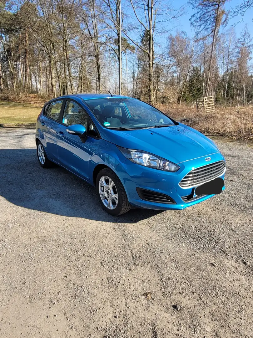 Ford Fiesta Sync Edition - 1