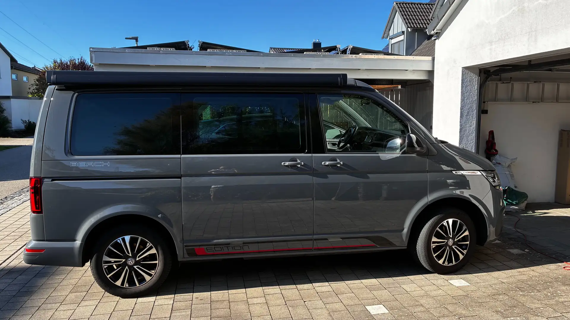 Volkswagen T6.1 California California T6.1 Beach Camper Edition Gris - 1