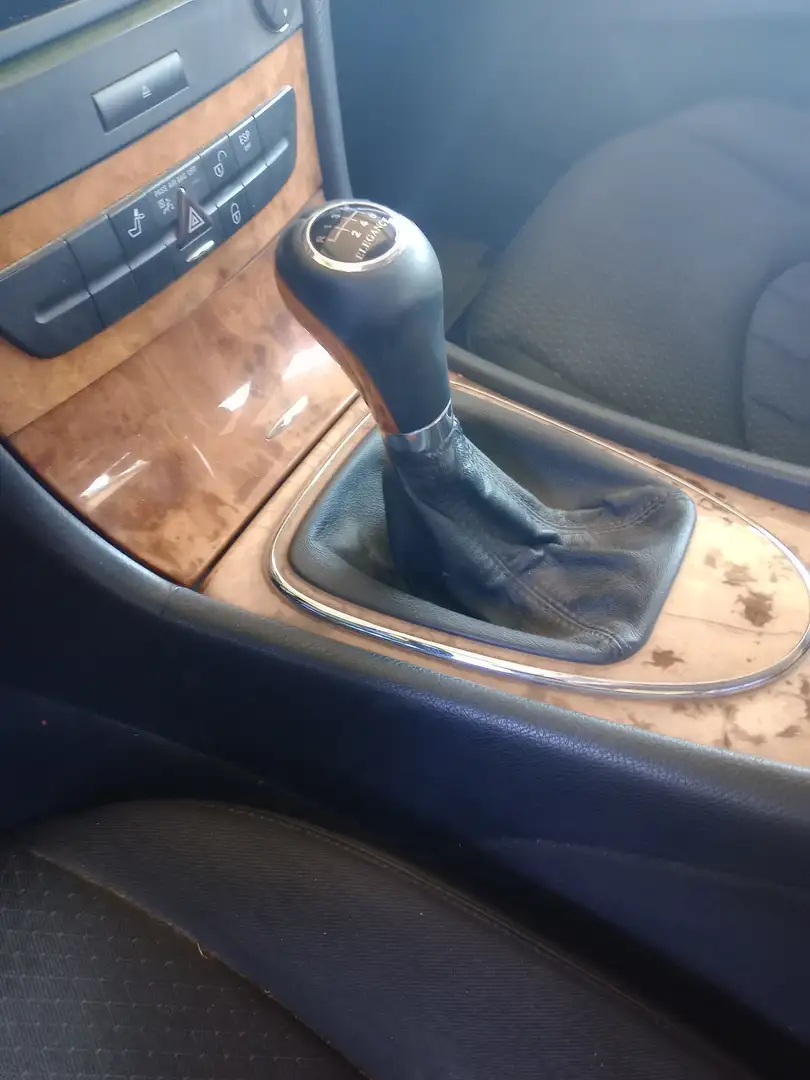 Mercedes-Benz E 220 E 220 CDI EVO Nero - 2