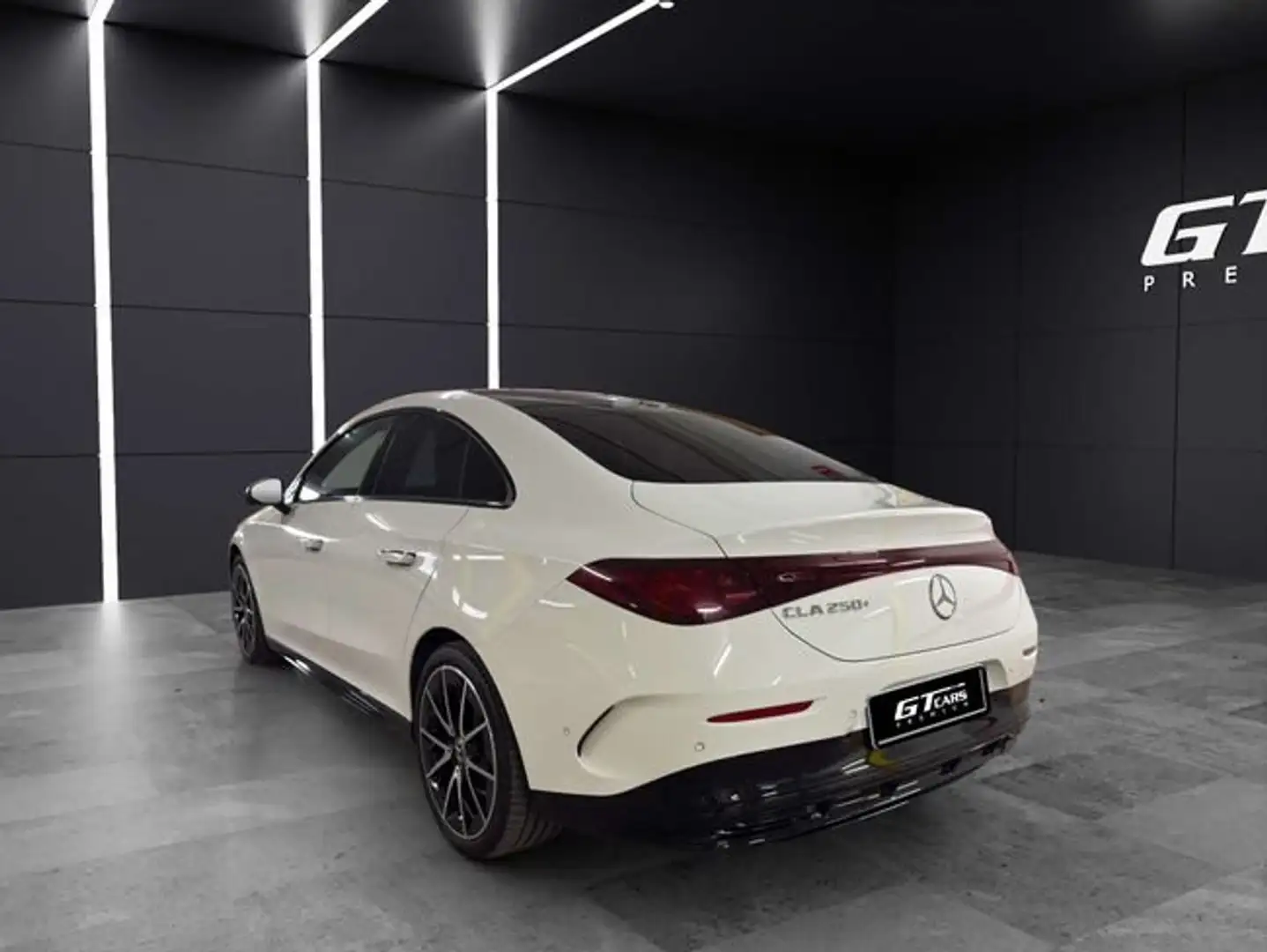 Mercedes-Benz CLA 45 AMG 250+ Blanco - 2