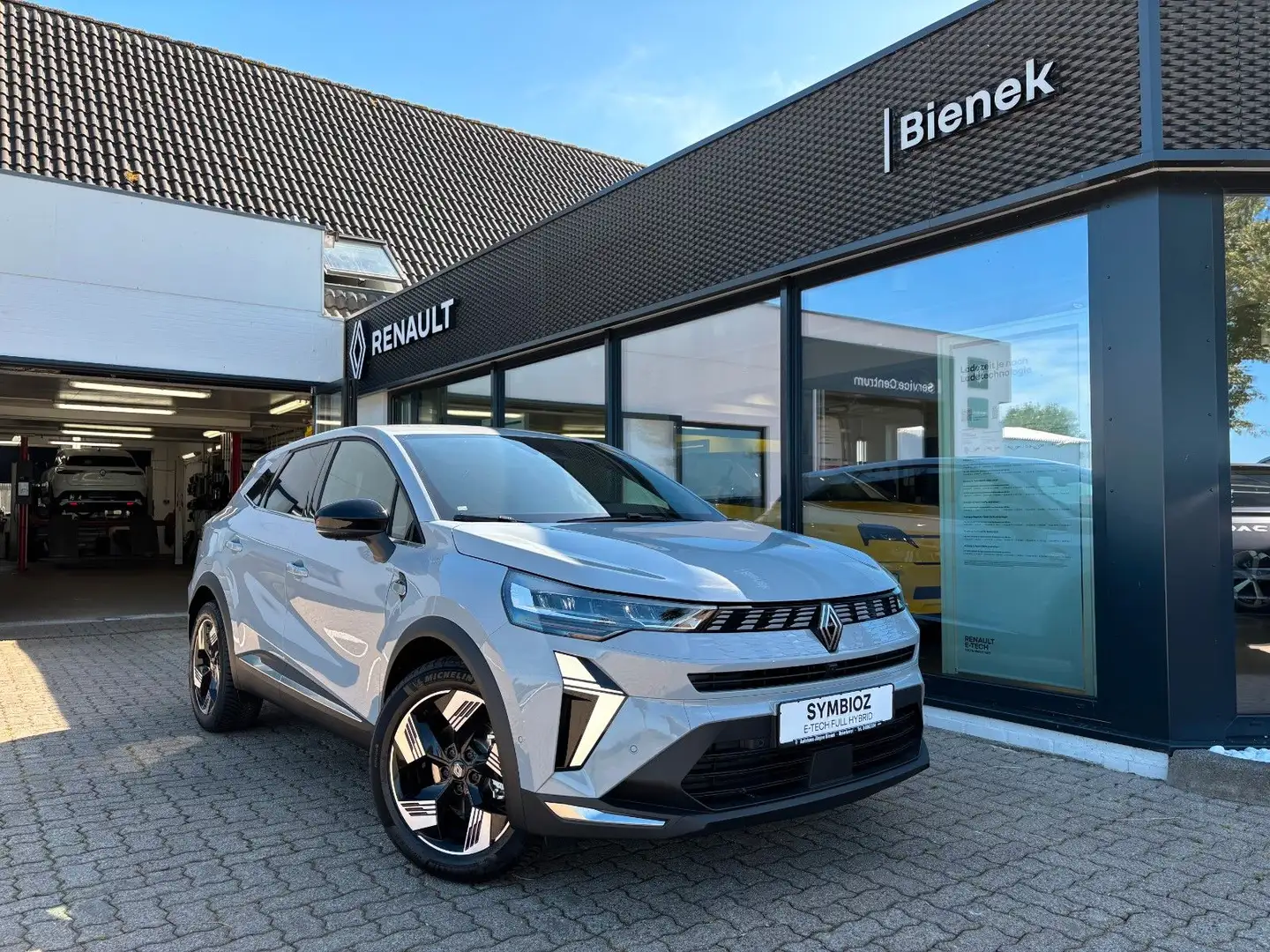 Renault Symbioz Techno E-Tech Full Hybrid 145 Grau - 2