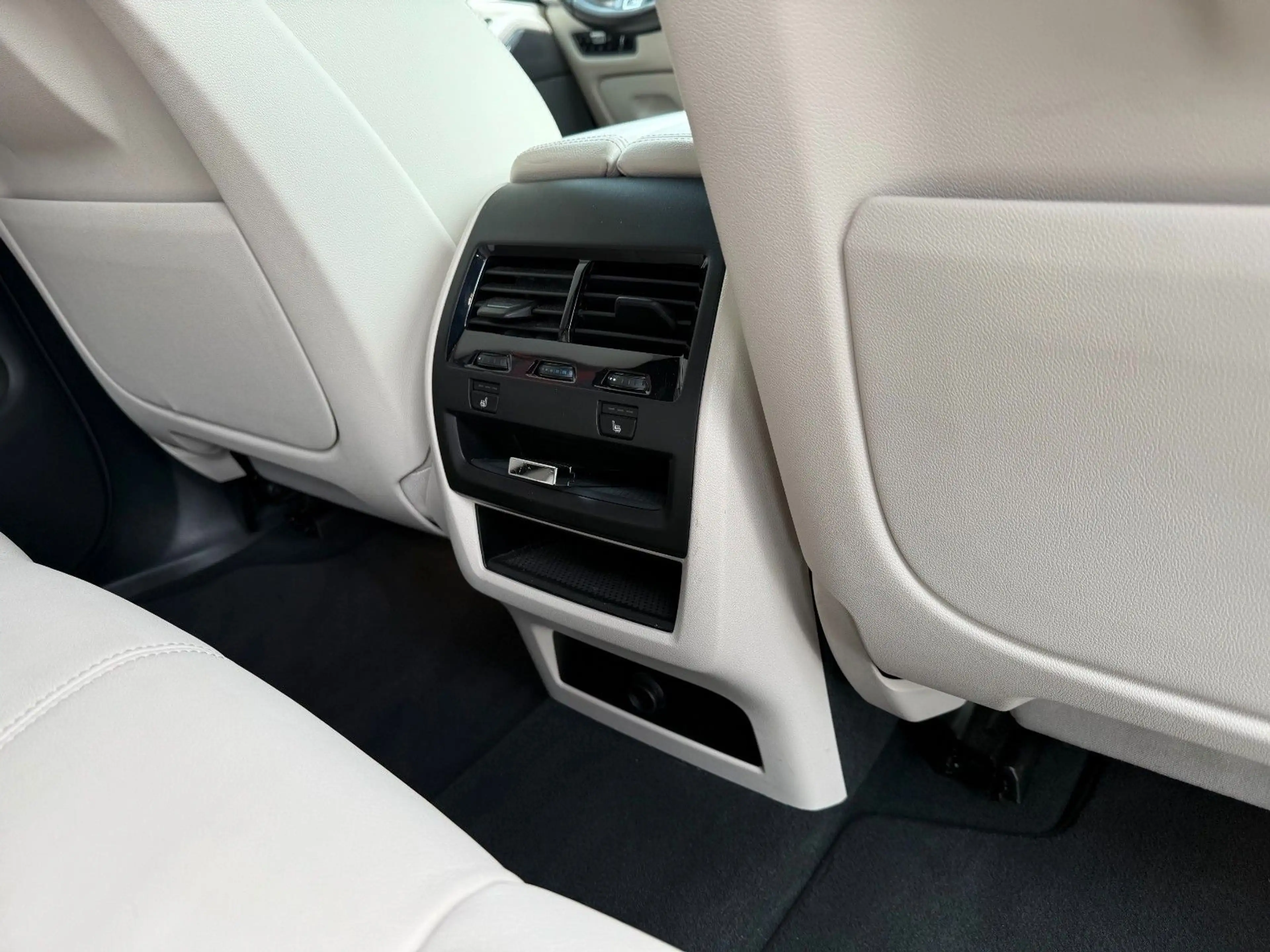 BMW X5 xDrive 40 d M Sport(Pano-Dach/sch.AHK/Head-up — photo 14