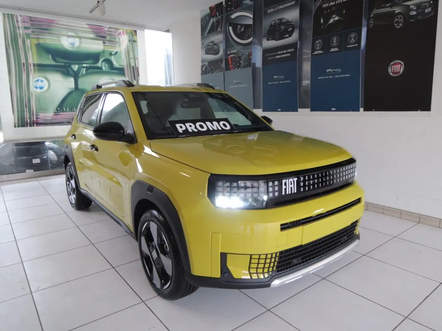 Fiat Grande Panda 1.2 Hybrid 110 CV La Prima VARI COLORI Giallo - 1