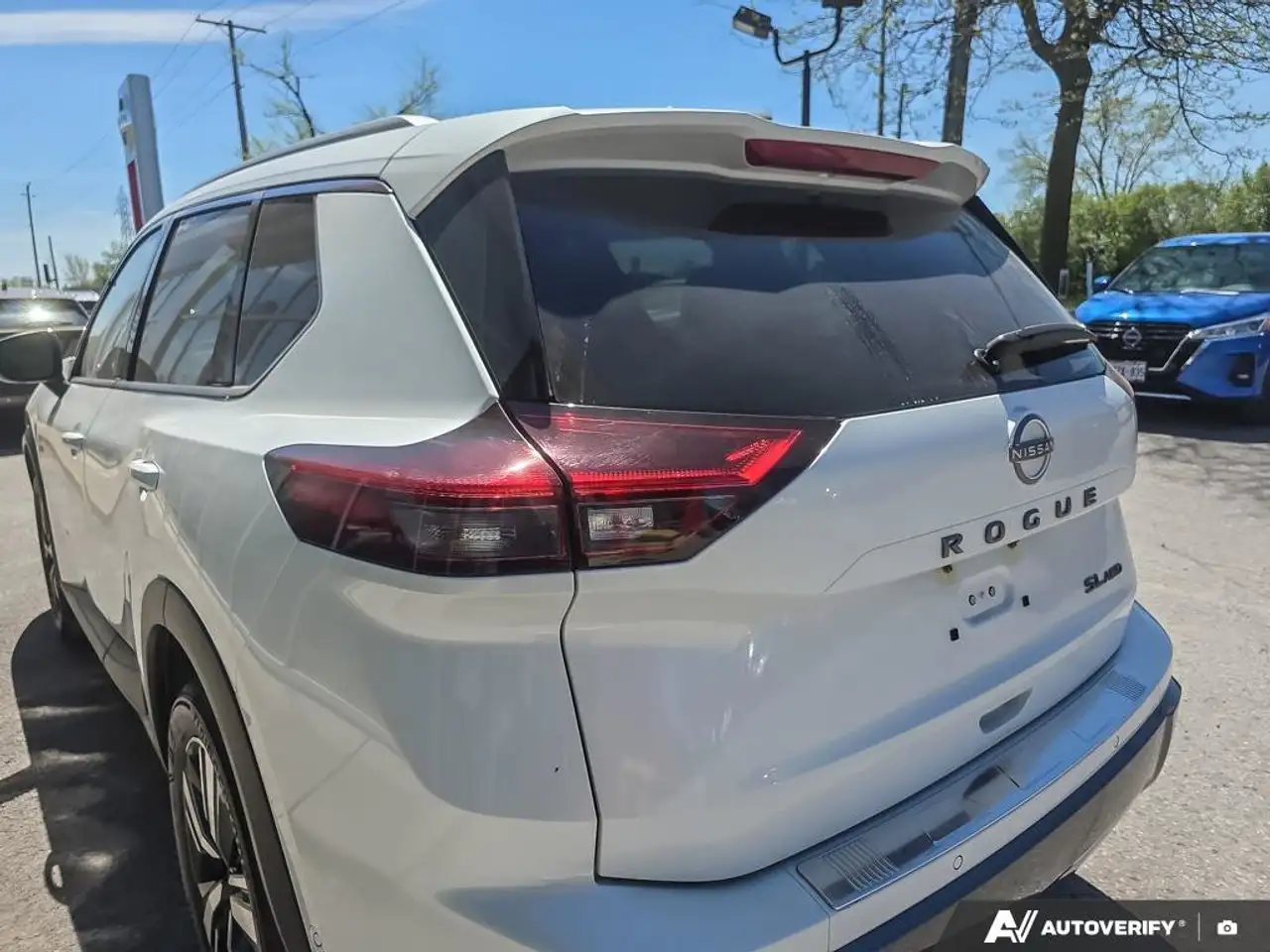 Nissan Rogue снимка Nissan Rogue