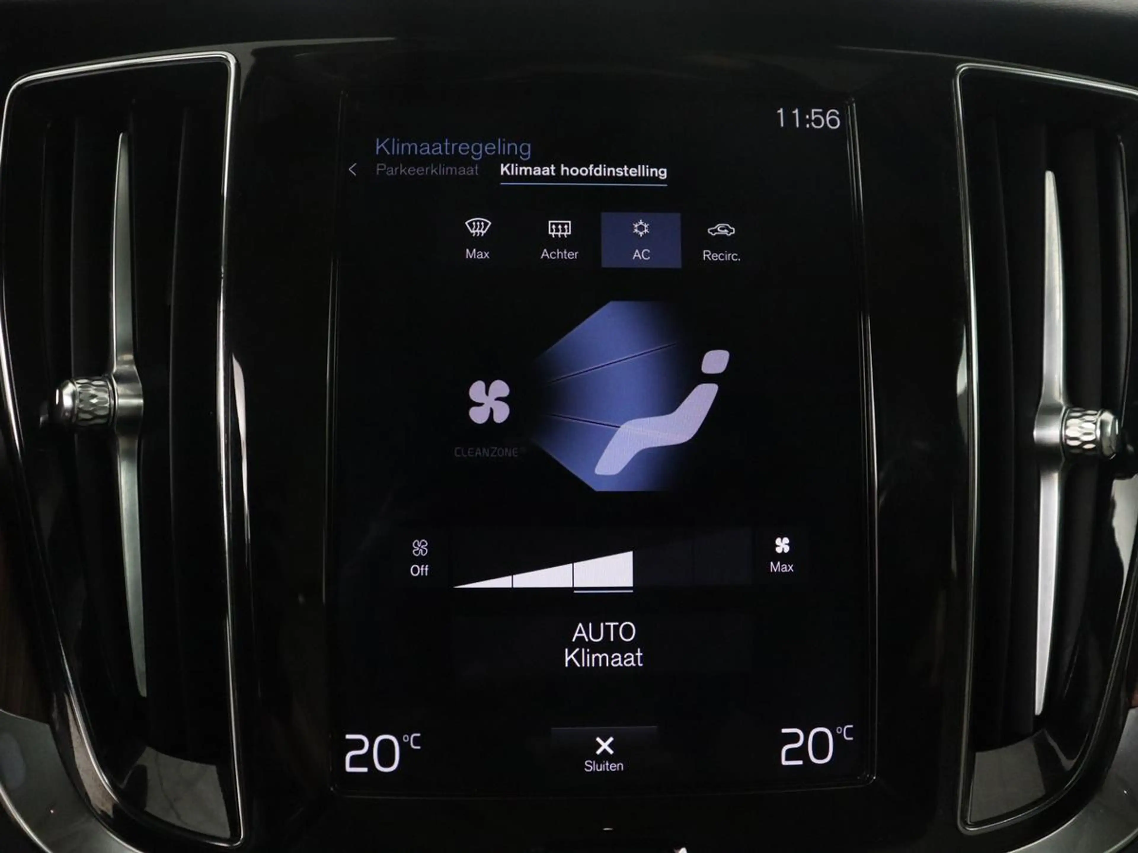 Volvo V60 2.0 T8 Twin Engine AWD R-Design | Apple Carplay | — photo 24