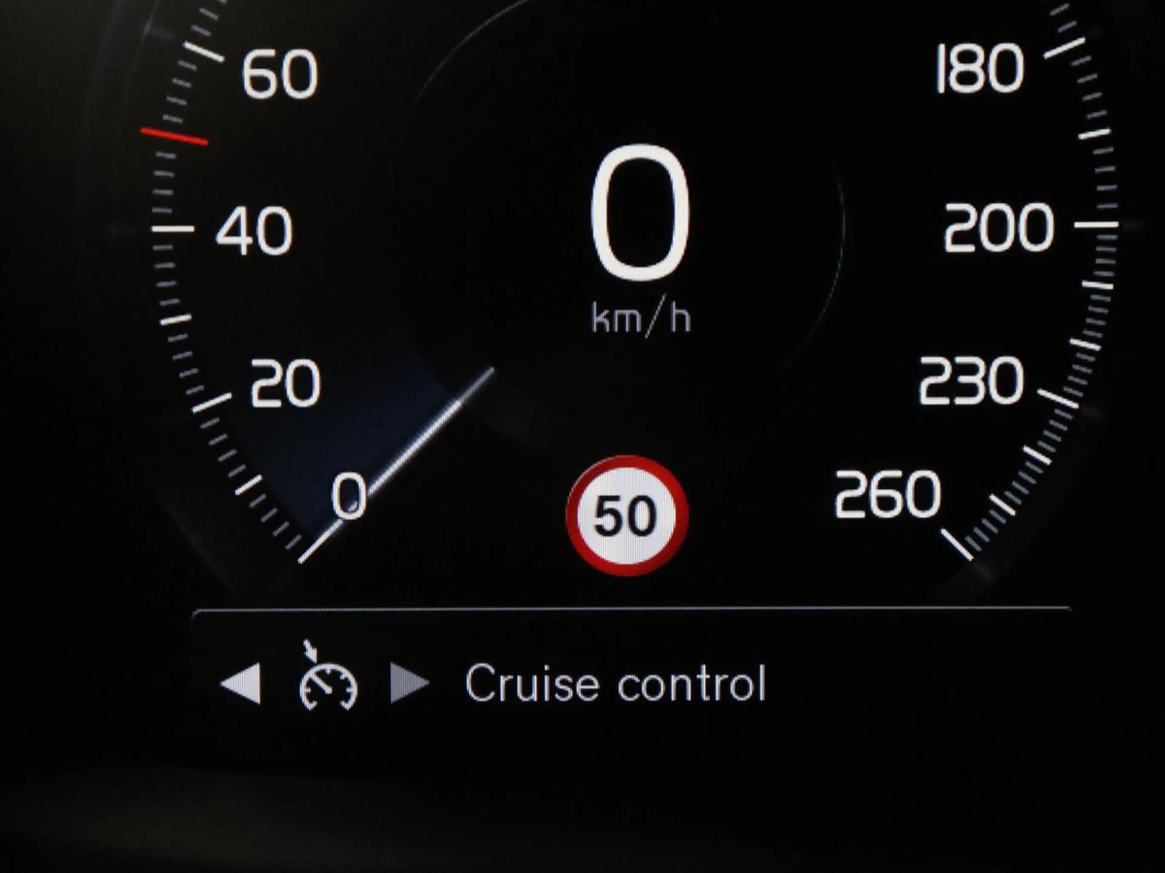 Volvo V60 2.0 T8 Twin Engine AWD R-Design | Apple Carplay | — photo 14