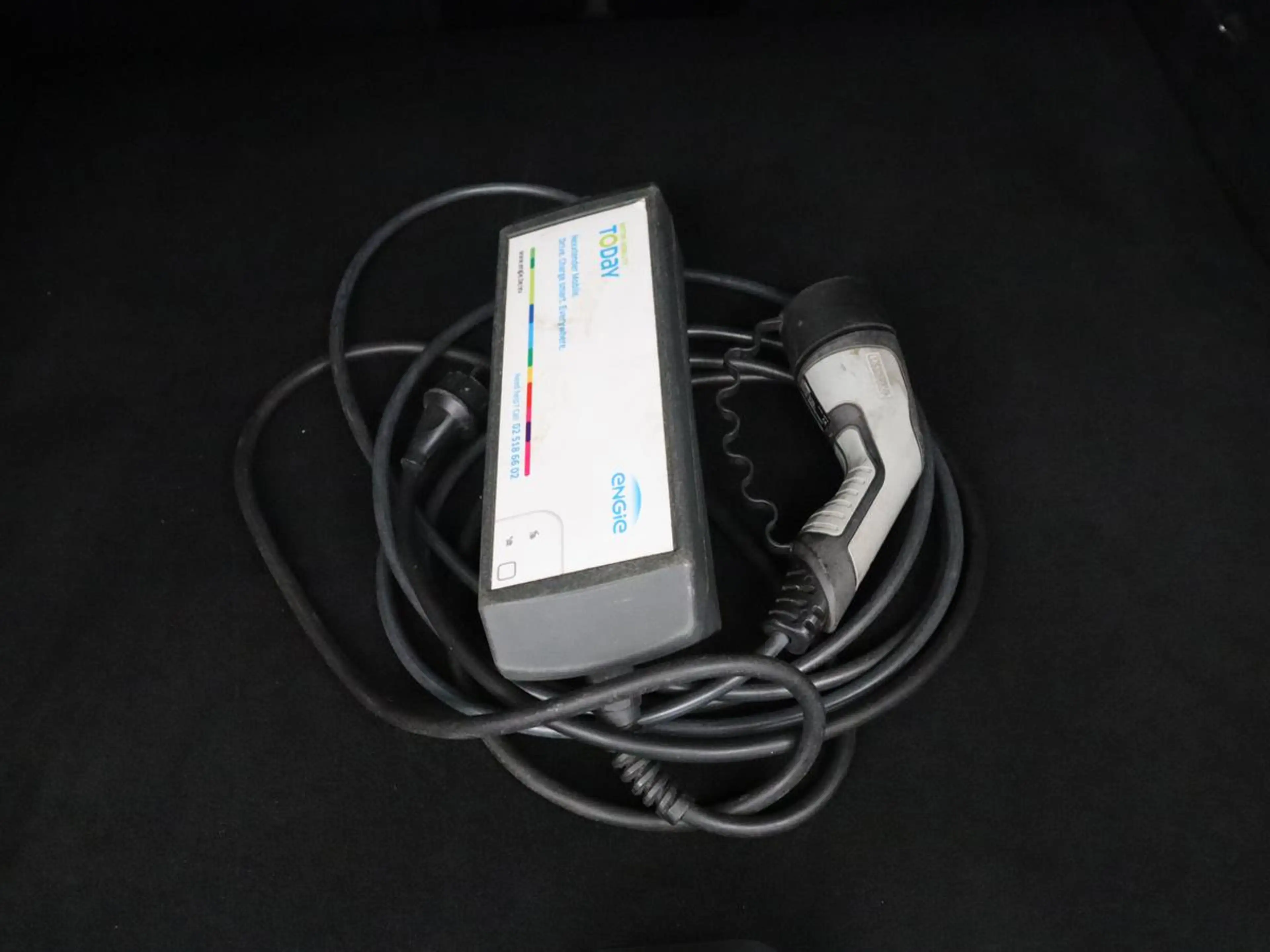 Volvo V60 2.0 T8 Twin Engine AWD R-Design | Apple Carplay | — photo 13