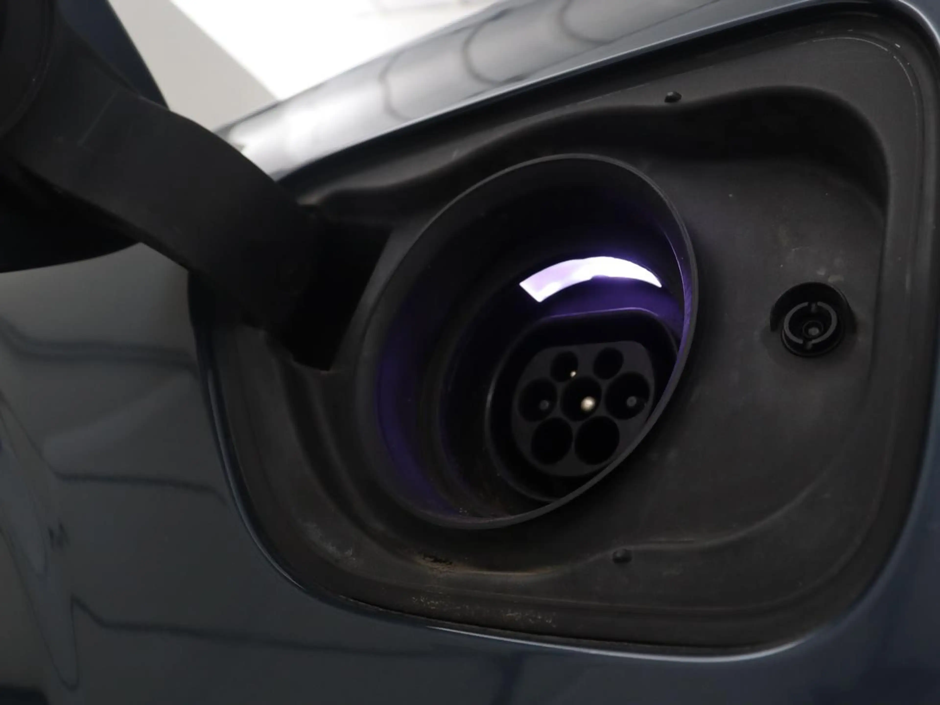 Volvo V60 2.0 T8 Twin Engine AWD R-Design | Apple Carplay | — photo 12