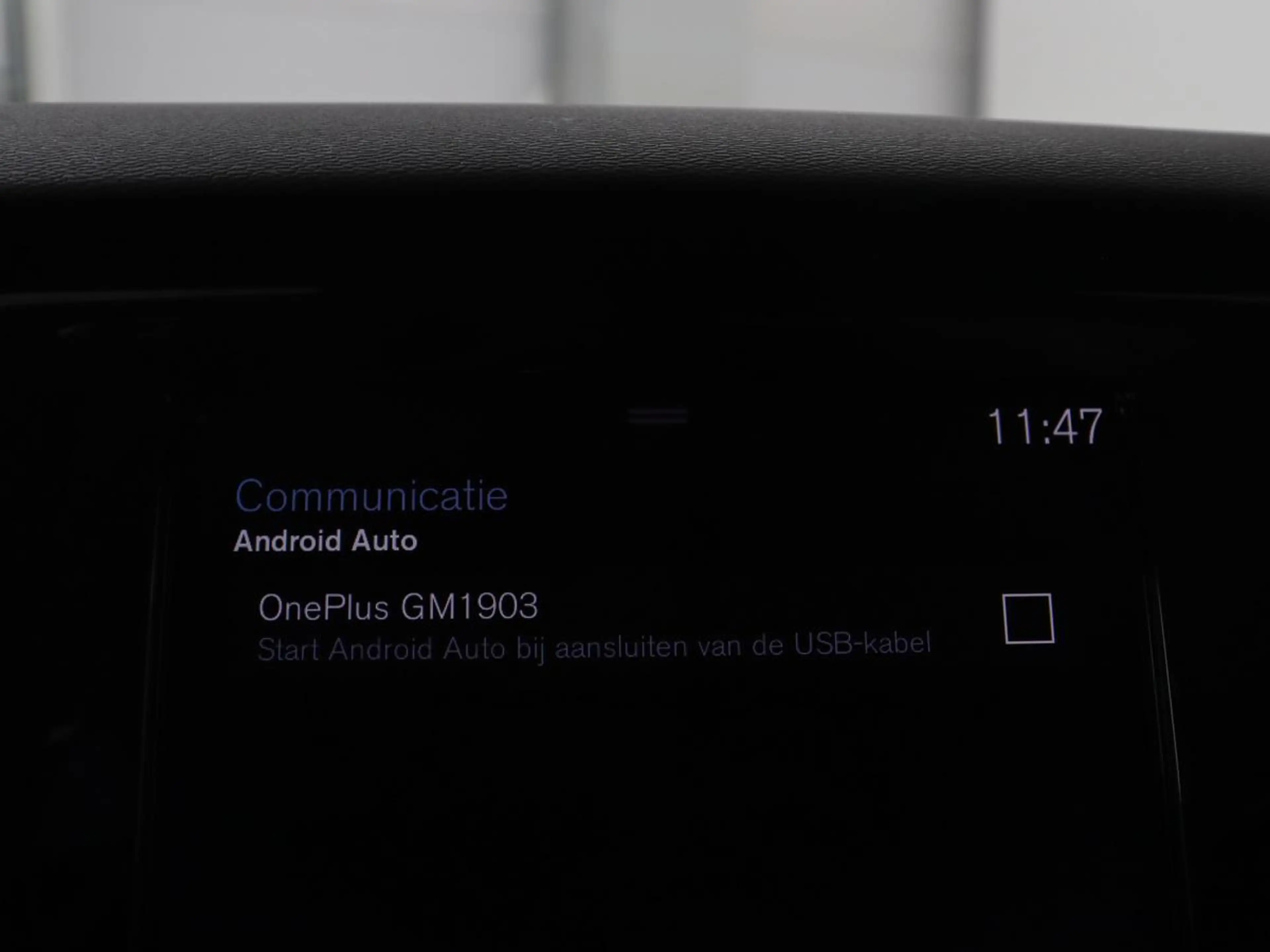 Volvo V60 2.0 T8 Twin Engine AWD R-Design | Apple Carplay | — photo 19