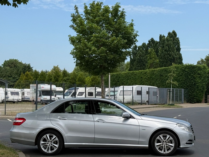 Mercedes-Benz E 350 E Limousine CDI BlueEfficiency 4Matic — photo 6