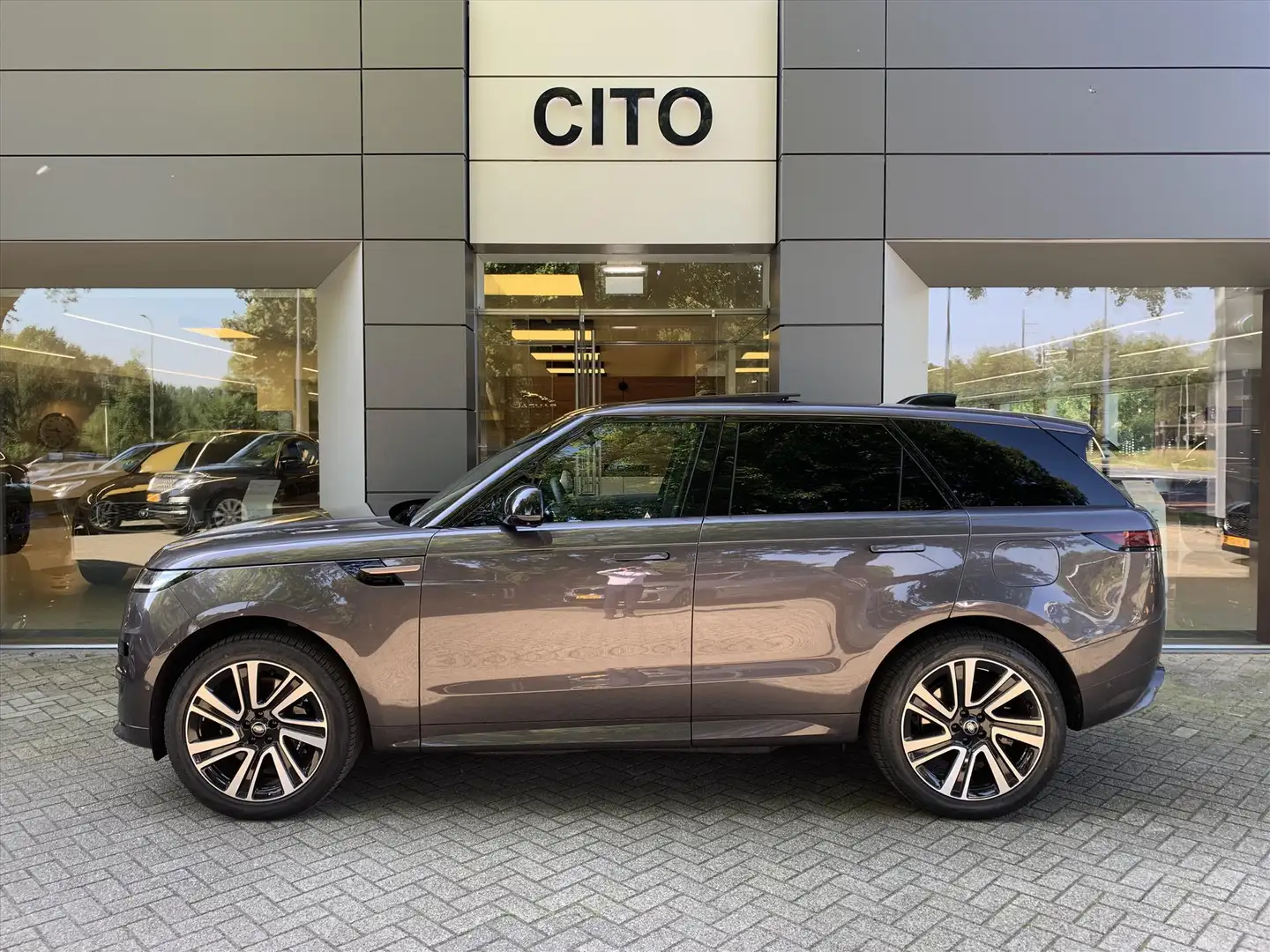 Land Rover Range Rover Sport P440e PHEV AWD Dynamic SE Grigio - 2