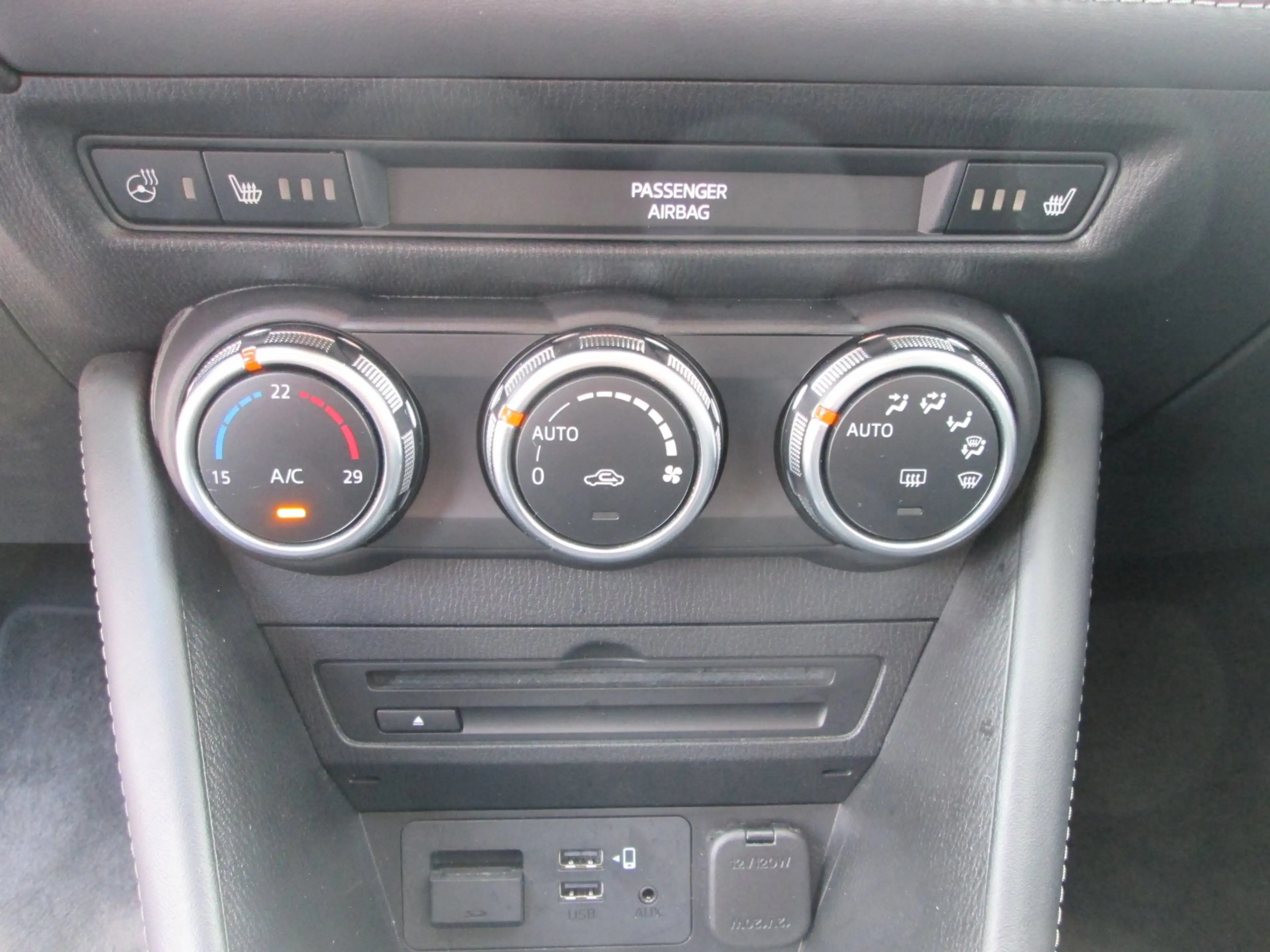 Mazda CX-3 2.0 SkyActiv-G 121 Luxury/ trekhaak / carplay — photo 11