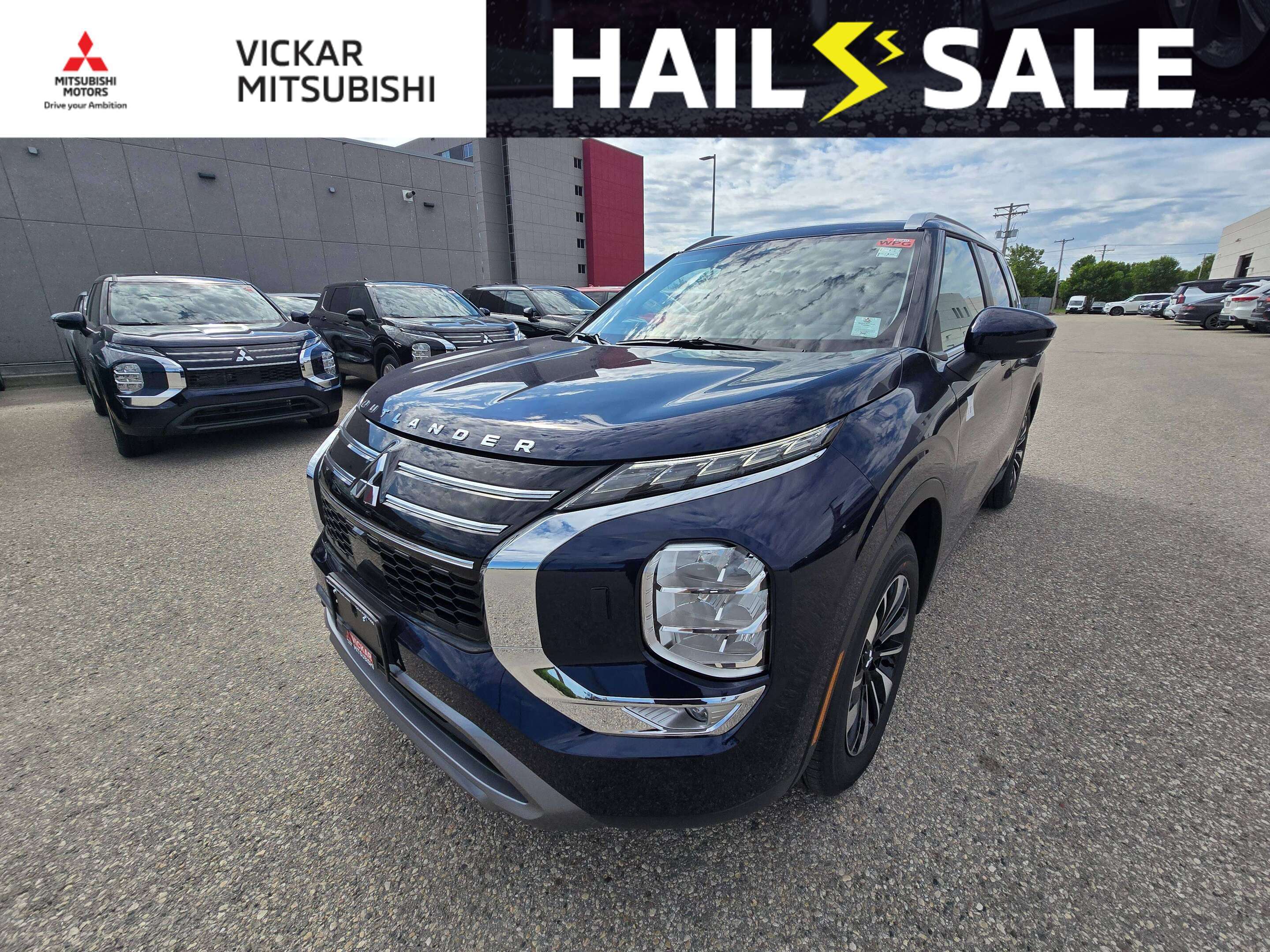 Blue 2026 Mitsubishi Outlander SUV / Crossover Front-Wheel Drive Automatic