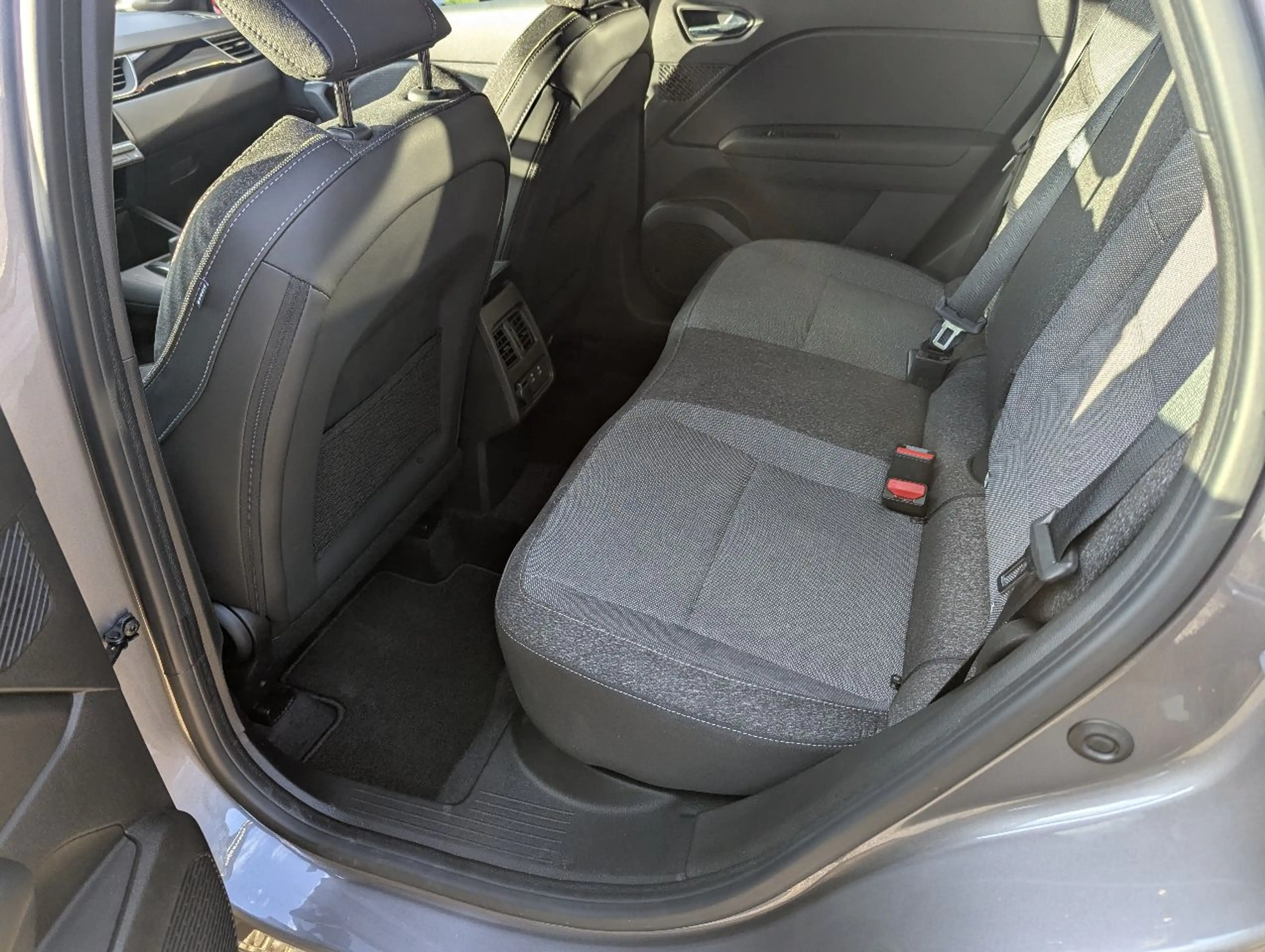 Mitsubishi ASX EDITION 1.8 Hybrid — photo 12