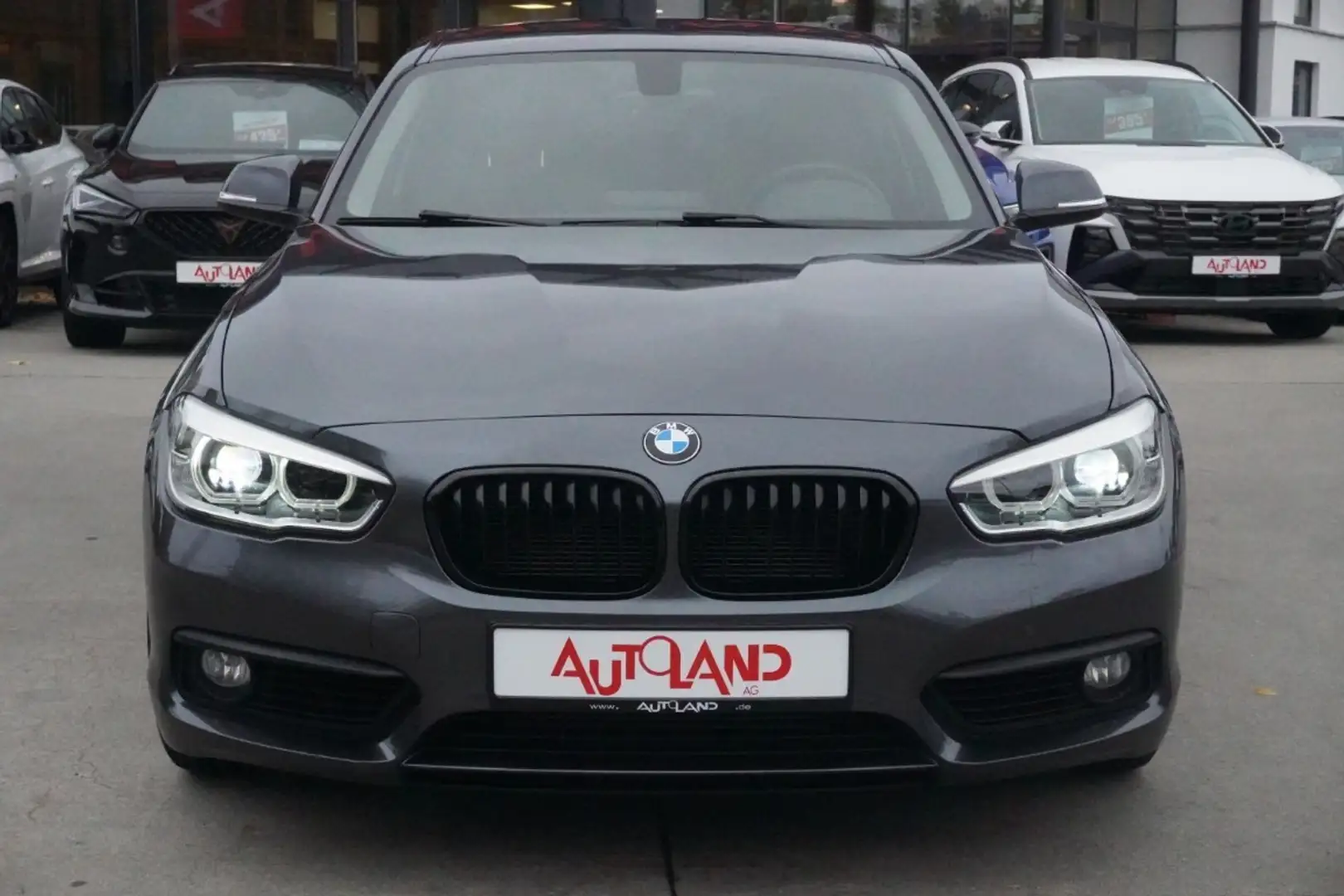 BMW 120 120i Advantage Aut. LED Sitzheizung Tempomat AHK Gris - 2