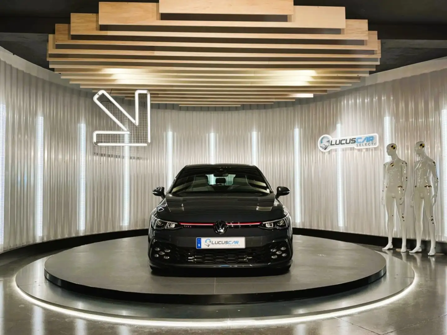 Volkswagen Golf GTI 2.0 TSI DSG 180kW Gris - 2