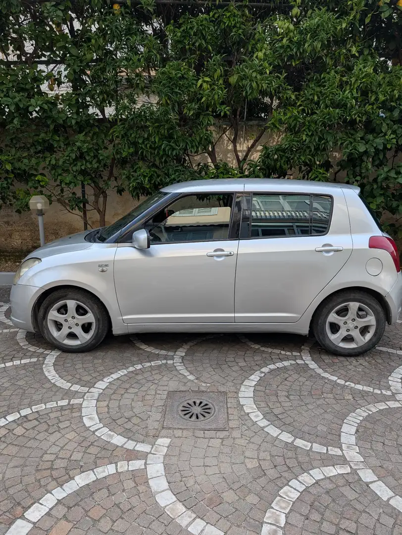 Suzuki Swift 5p 1.3 ddis GL - 2