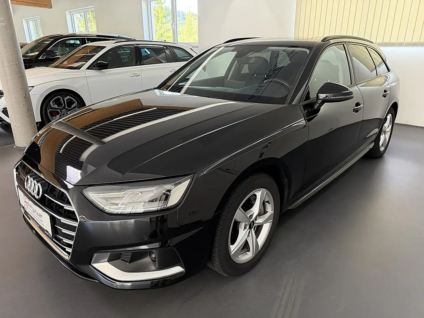 Audi A4 Avant 40TDI quattro advanced S-tronic *Standhei... Schwarz - 2