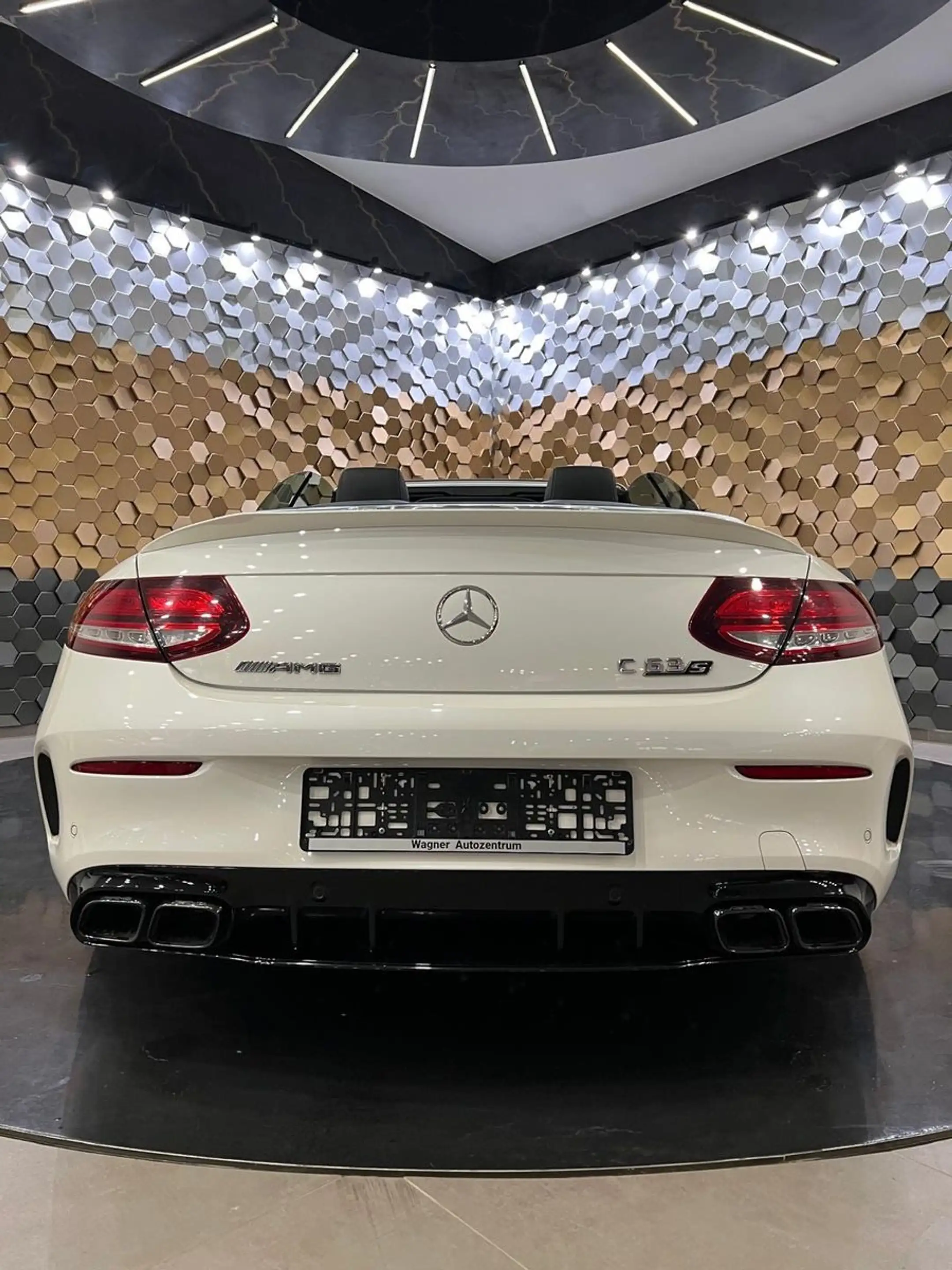 Mercedes-Benz C 63 AMG /Burmester/Wide/ACC/Memory/Carbon — photo 7