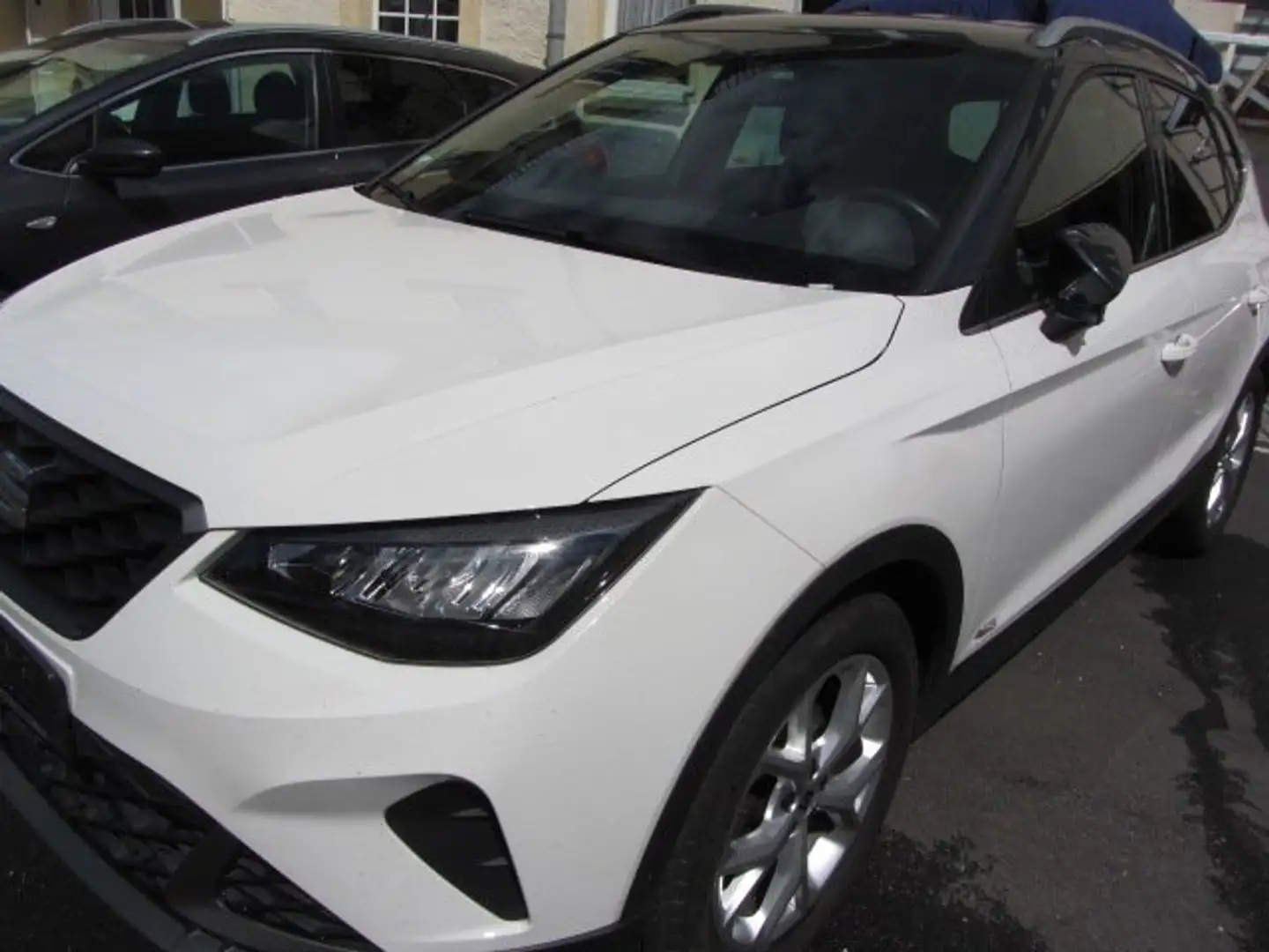 SEAT Arona FR Blanc - 2
