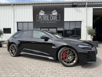RS 5 Avant 2.9 TFSI Quattro PHEV tiptronic (470 kW) - 285km/u - Pano - B&O - LED - 21'' - Sportplus zetels