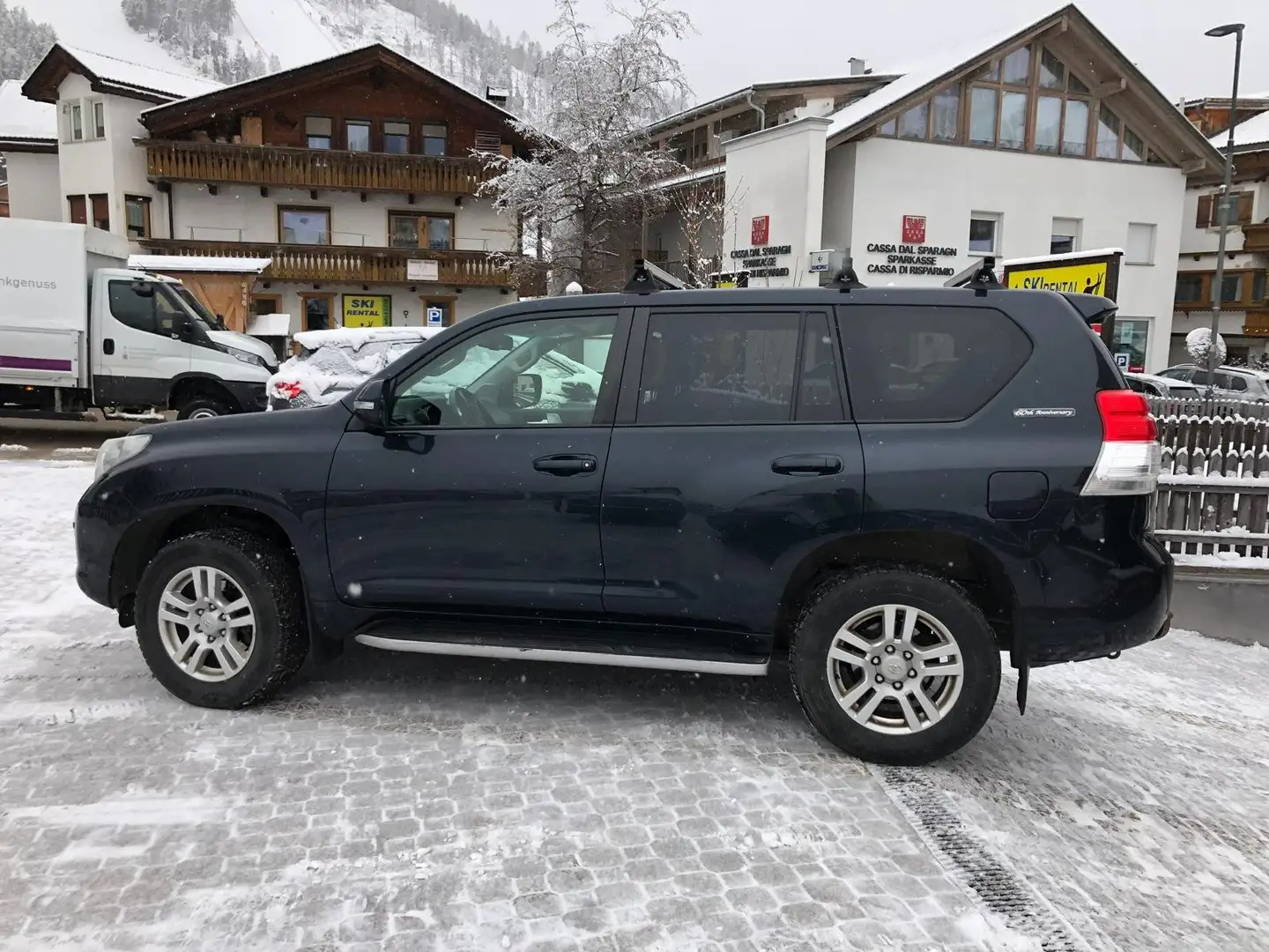 Toyota Land Cruiser Land Cruiser 2009 5p 3.0 d-4d Executive+190cv auto Albastru - 2