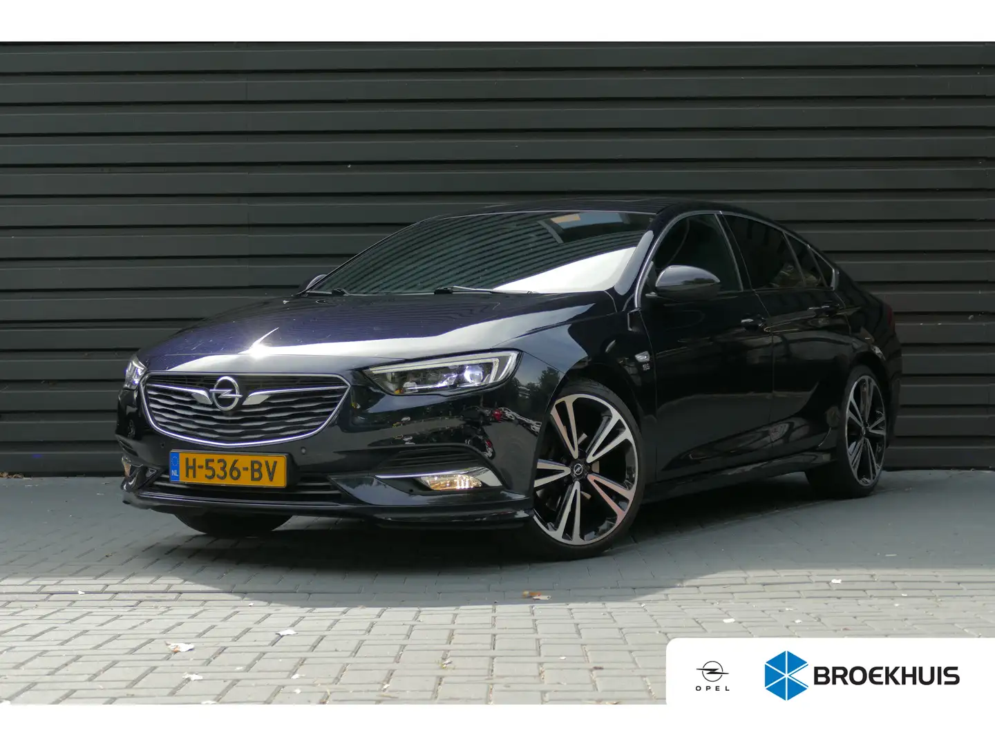 Opel Insignia Grand Sport 1.6 TURBO 200PK INNOVATION OPC LINE AU Blauw - 1
