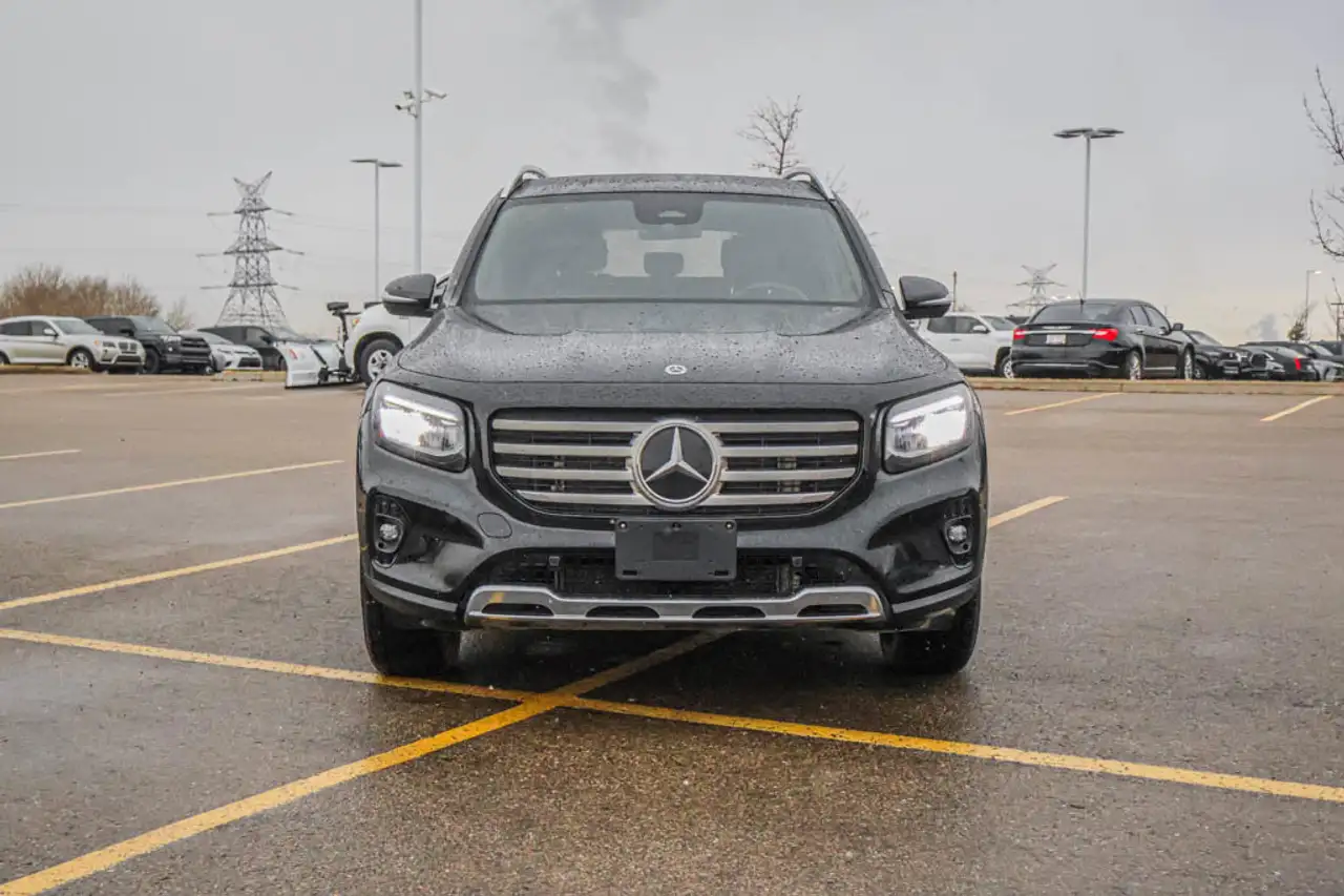 Mercedes-Benz GLB снимка Mercedes-Benz GLB