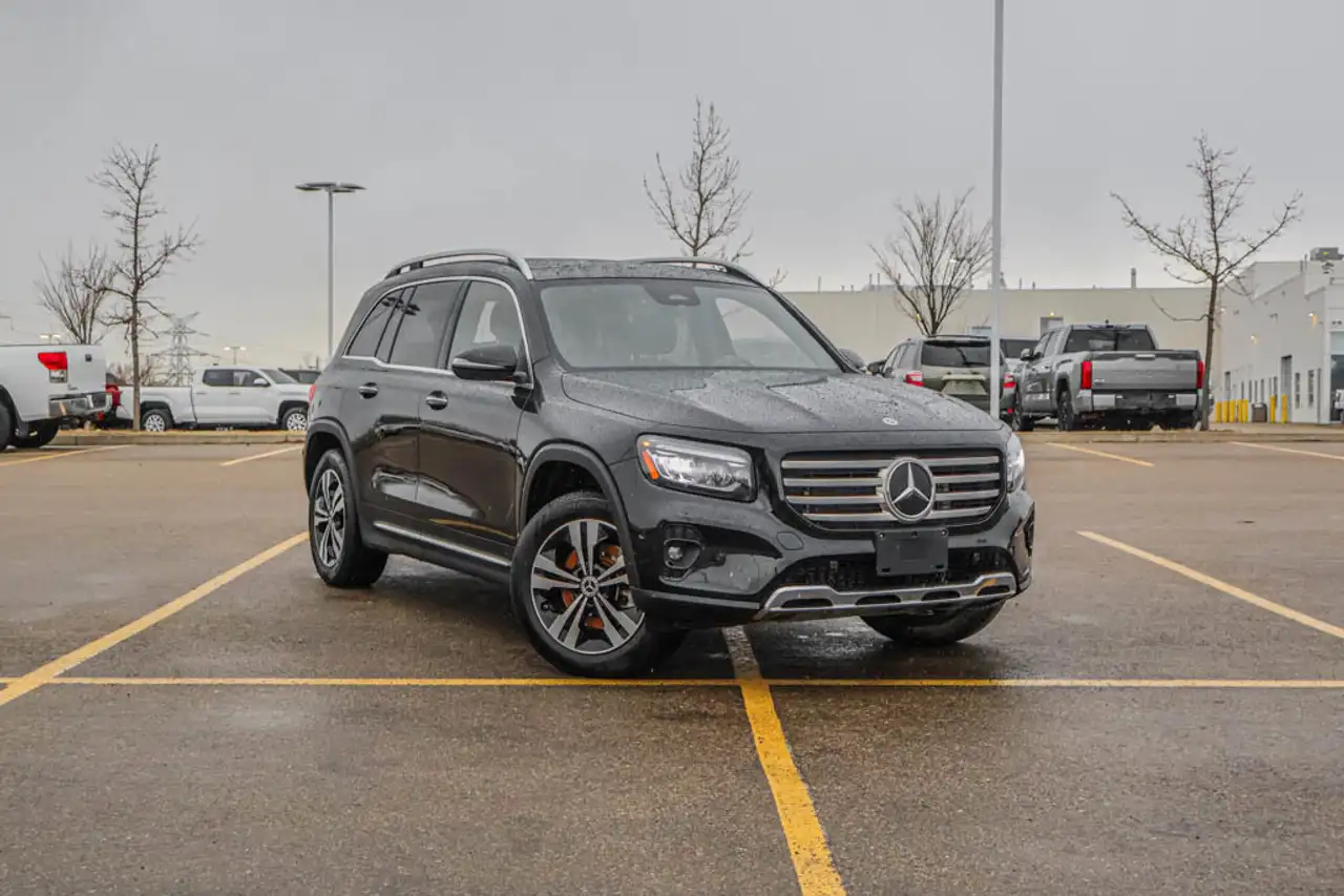 Mercedes-Benz GLB снимка Mercedes-Benz GLB