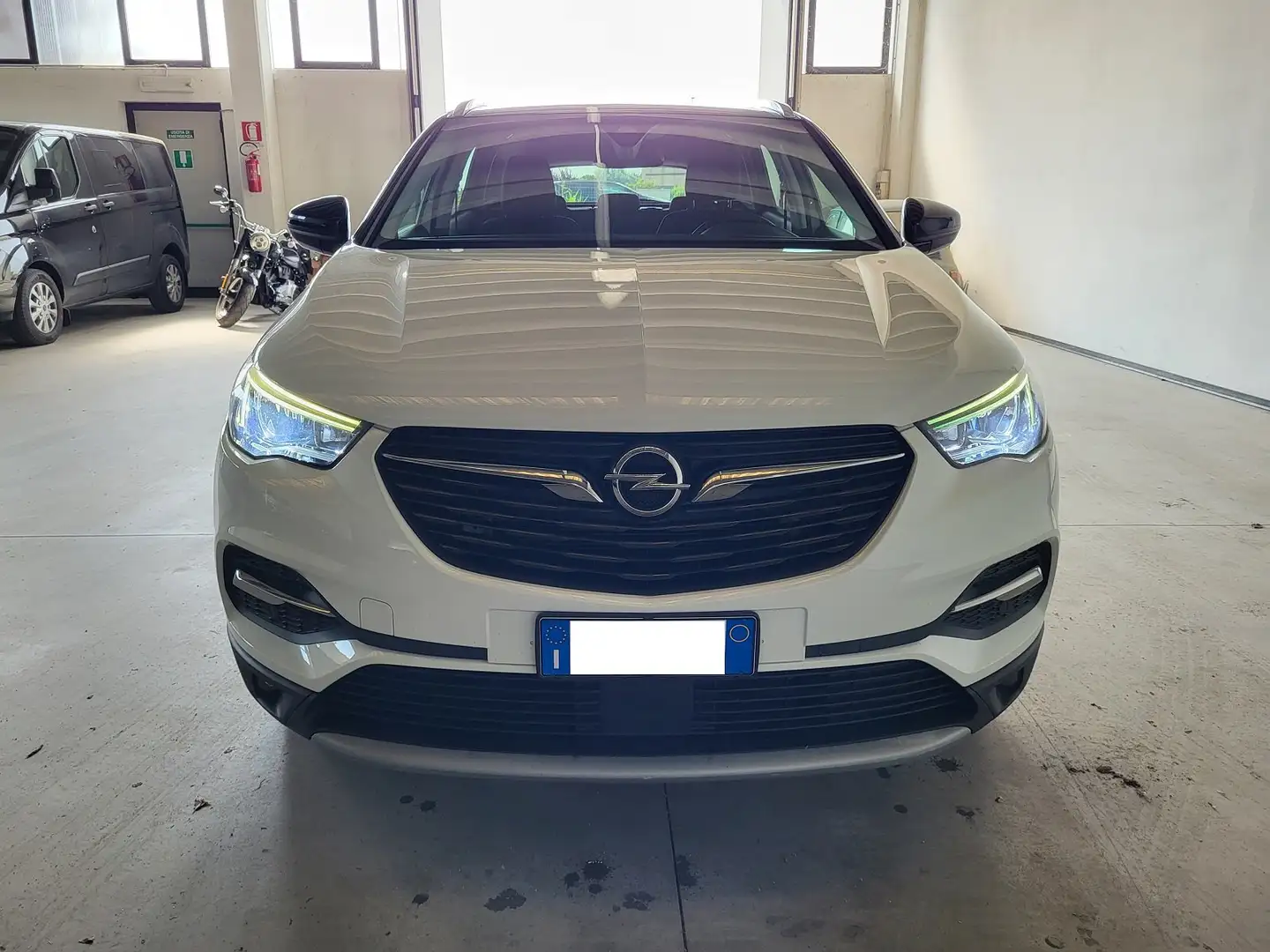 Opel Grandland X INNOVATION AUTOMATICO 2.0 D 177cv Bianco - 2