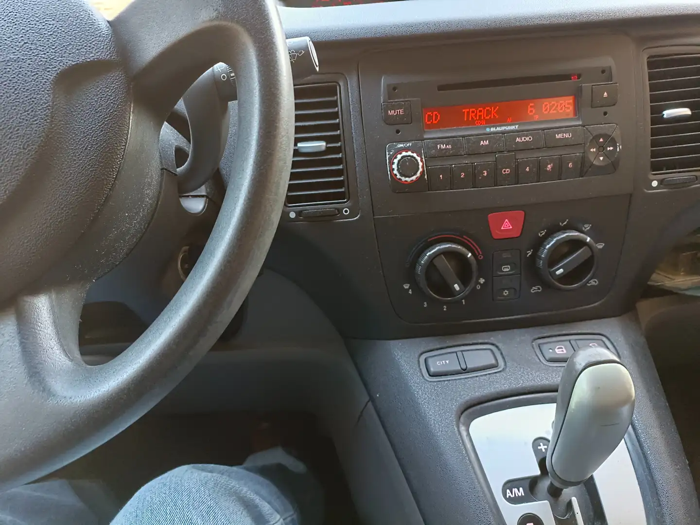 Fiat Idea - 2