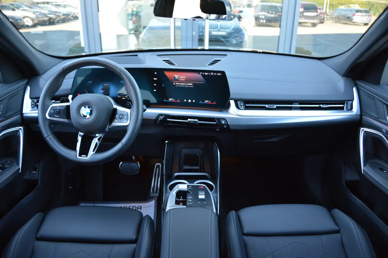 BMW X2 sDrive20i M-Sport/ACC/HUD/360°CAM/Keyless 9