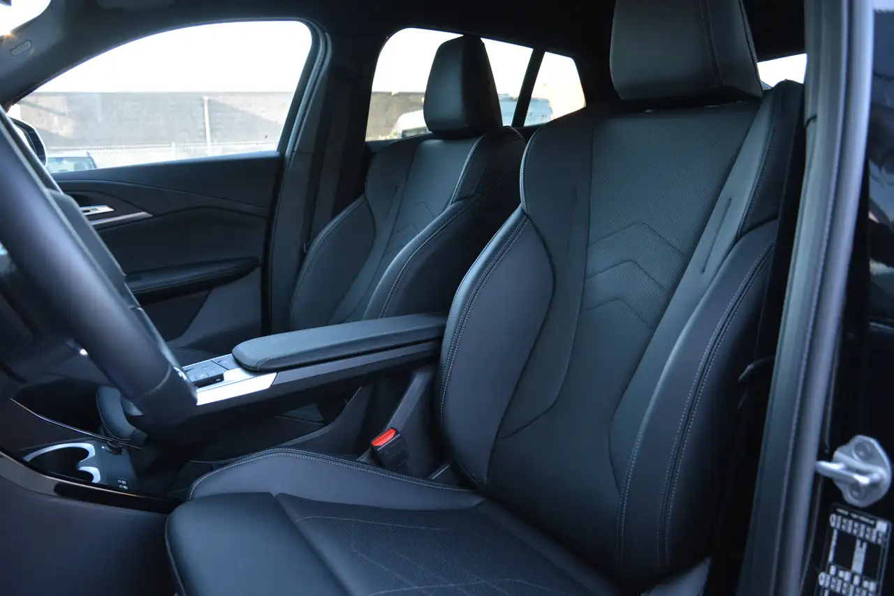 BMW X2 sDrive20i M-Sport/ACC/HUD/360°CAM/Keyless 25